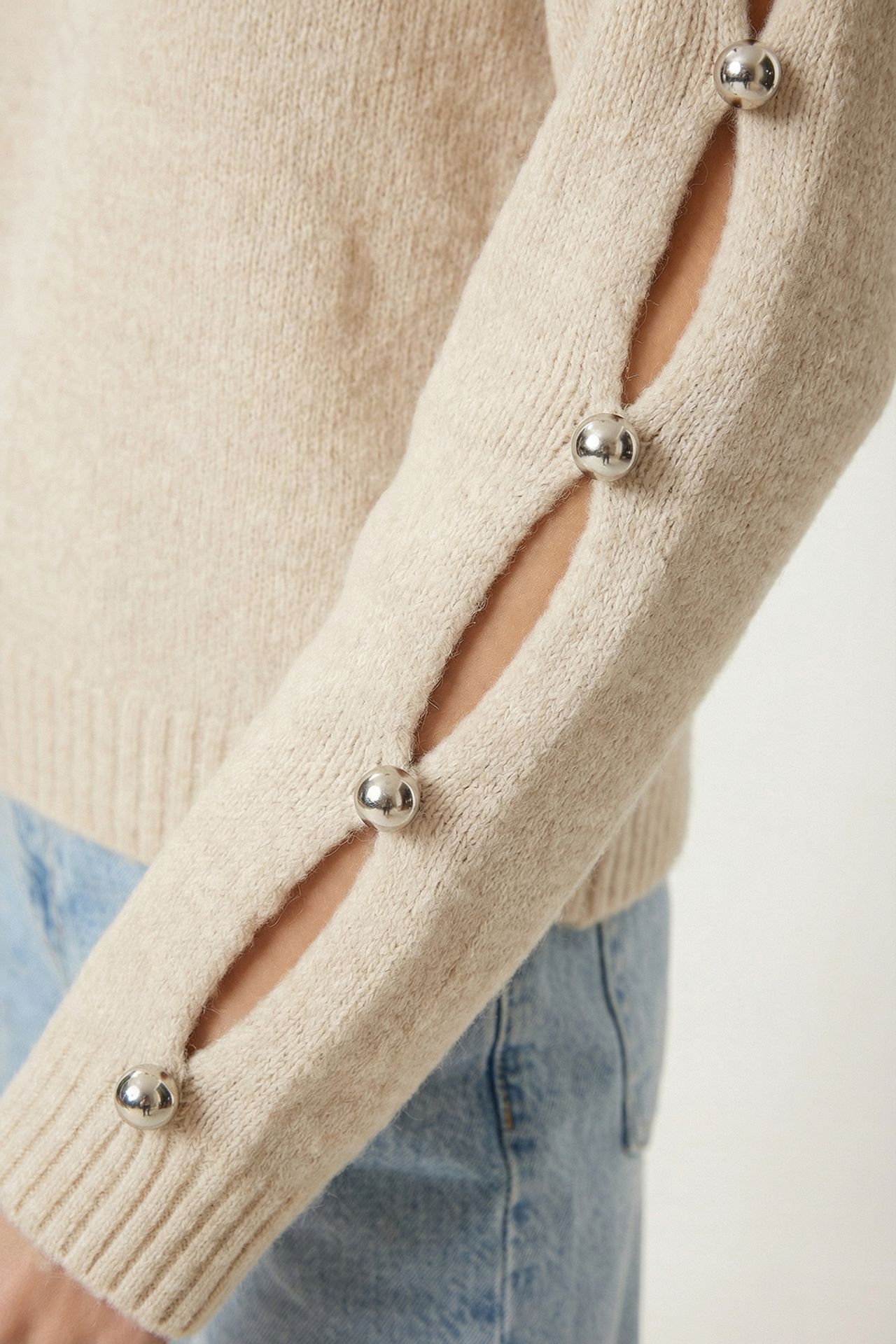 ISTANBUL Crew Neck Cut Out Knit Sweater 5