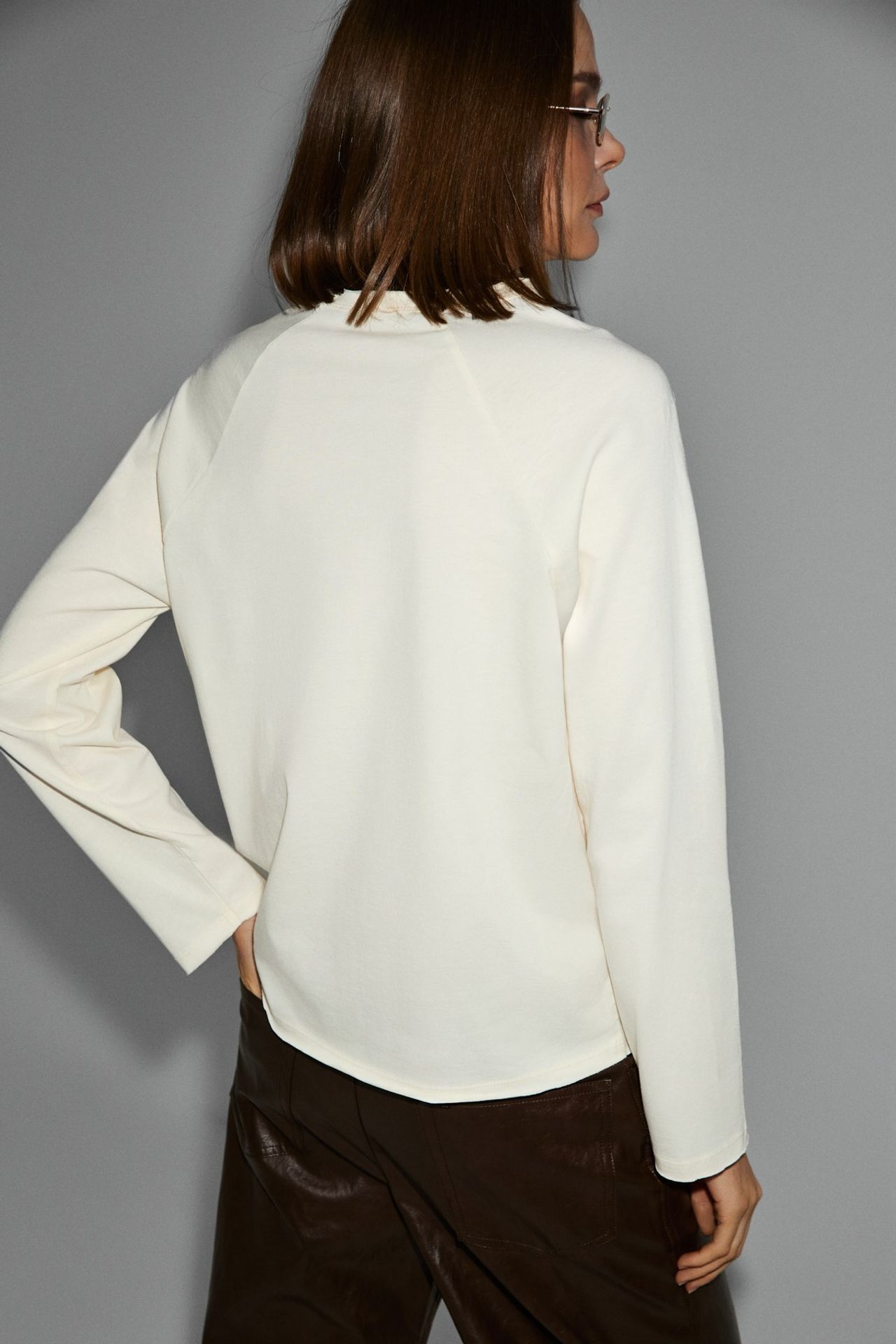 ETHIQUET Relaxed Crew Neck Long Sleeve Blouse 6