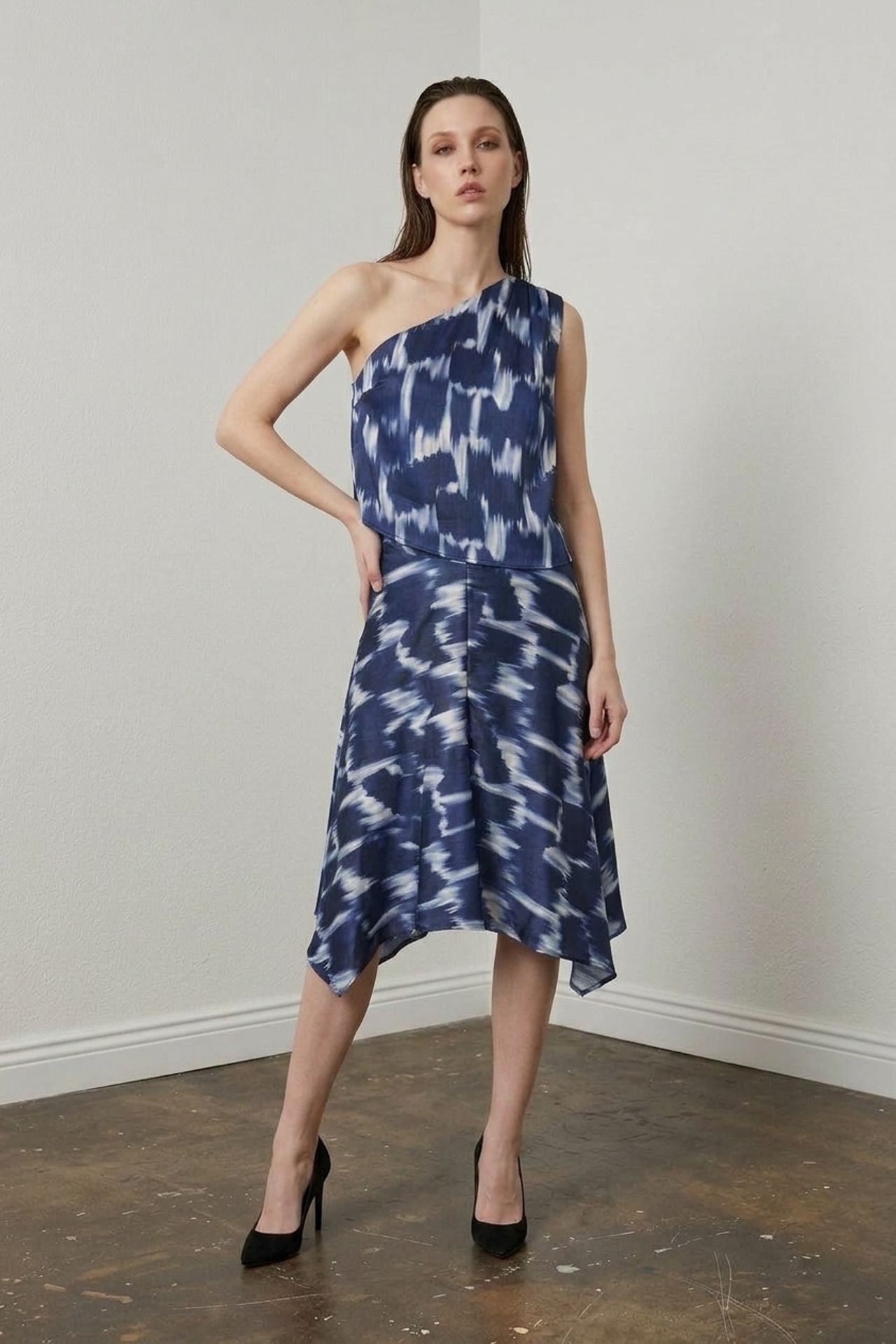 MY FASHION Asymmetrical Satin Blouse and Midi Skirt Set 2