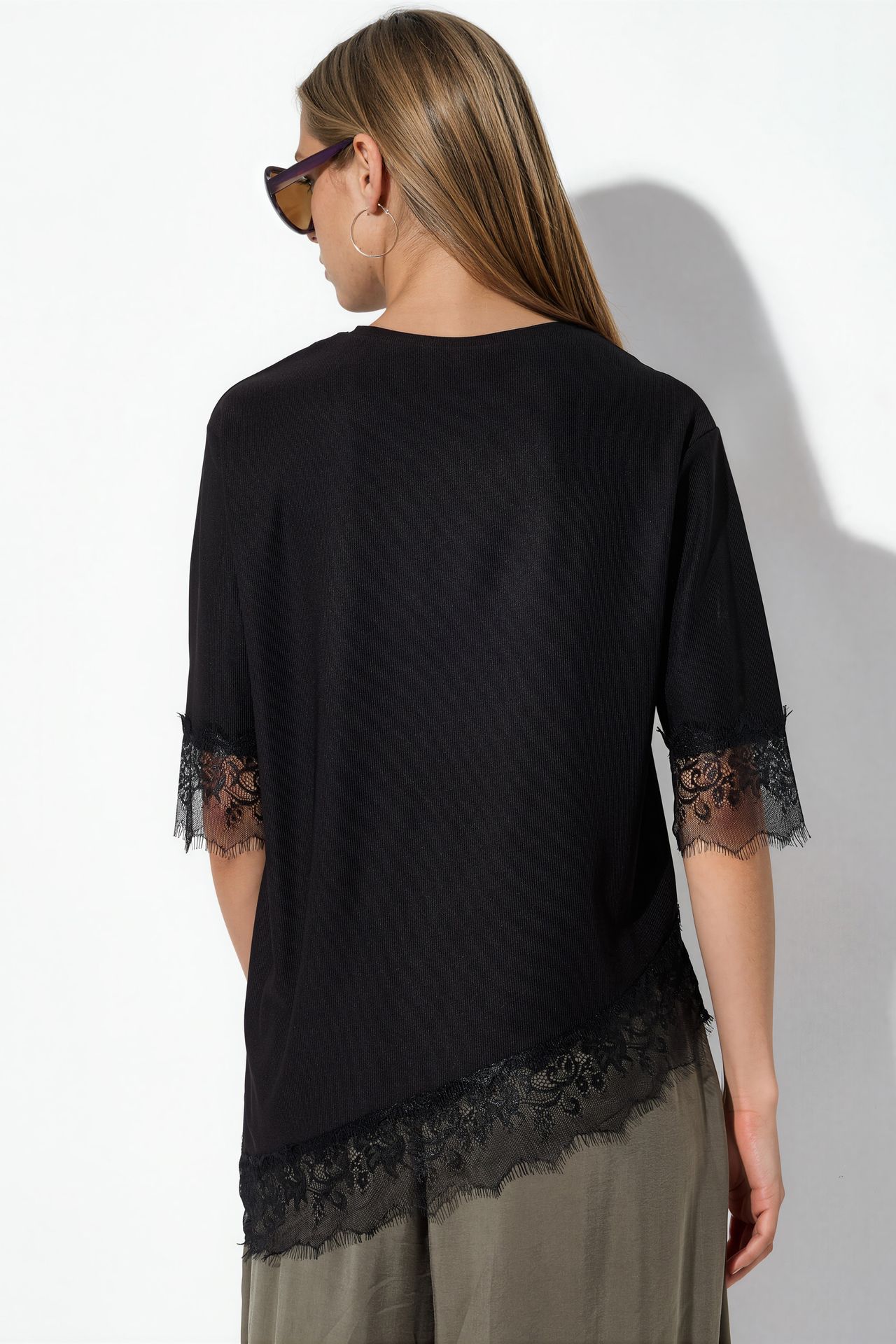 BDART Oversized Lace Knit Blouse 3