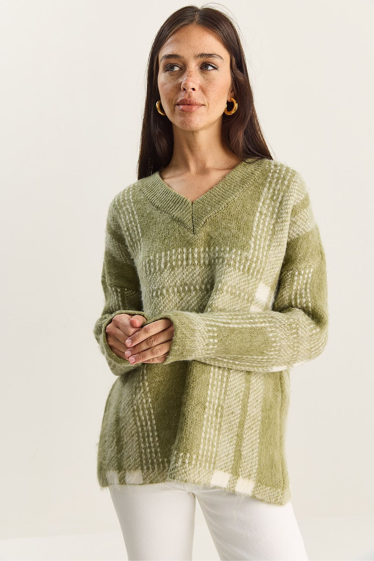 LUCCI Plaid V-Neck Long Sleeve Knit Sweater 3