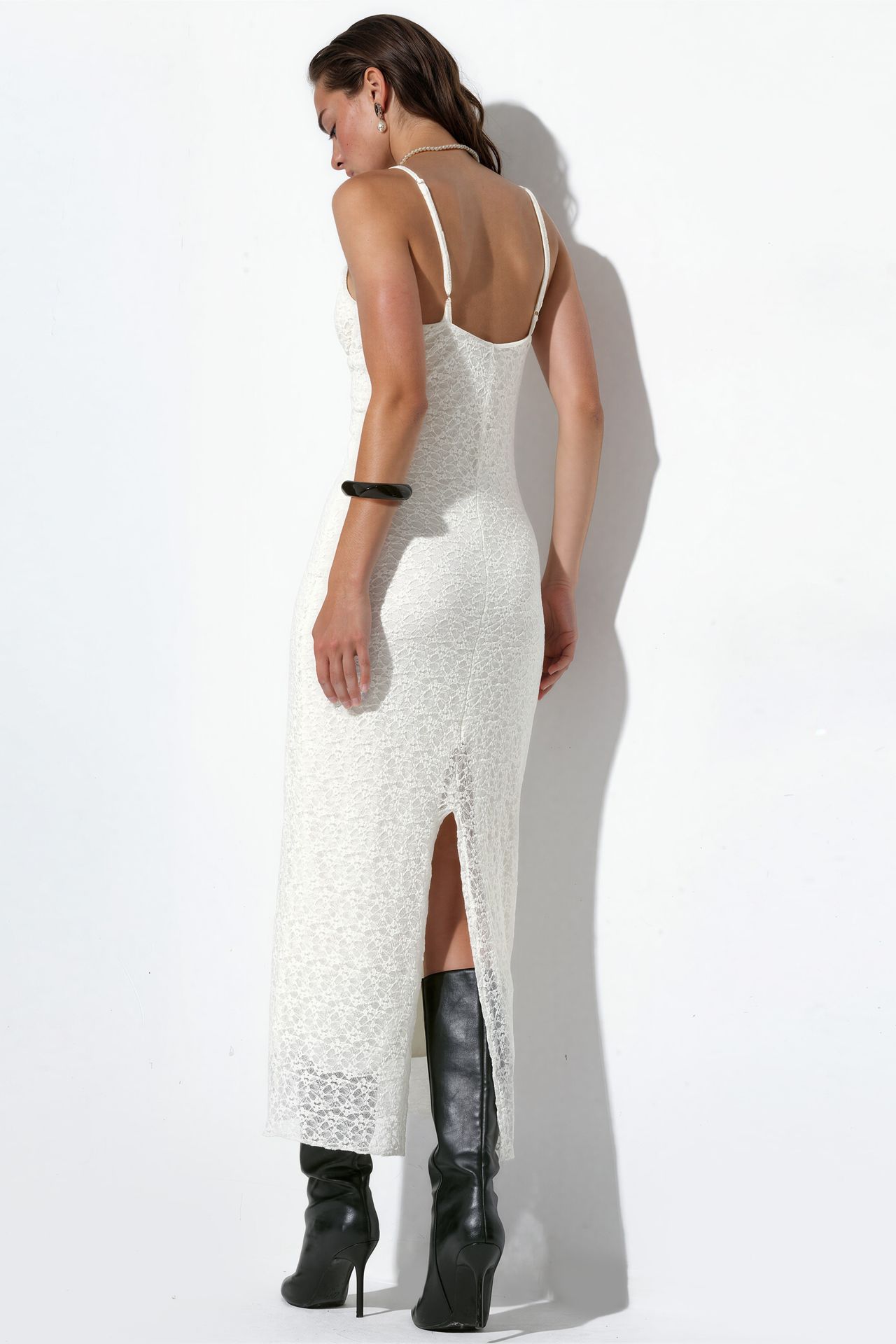 BUSEM Sleeveless V-Neck Maxi Dress With Lace Detail 3