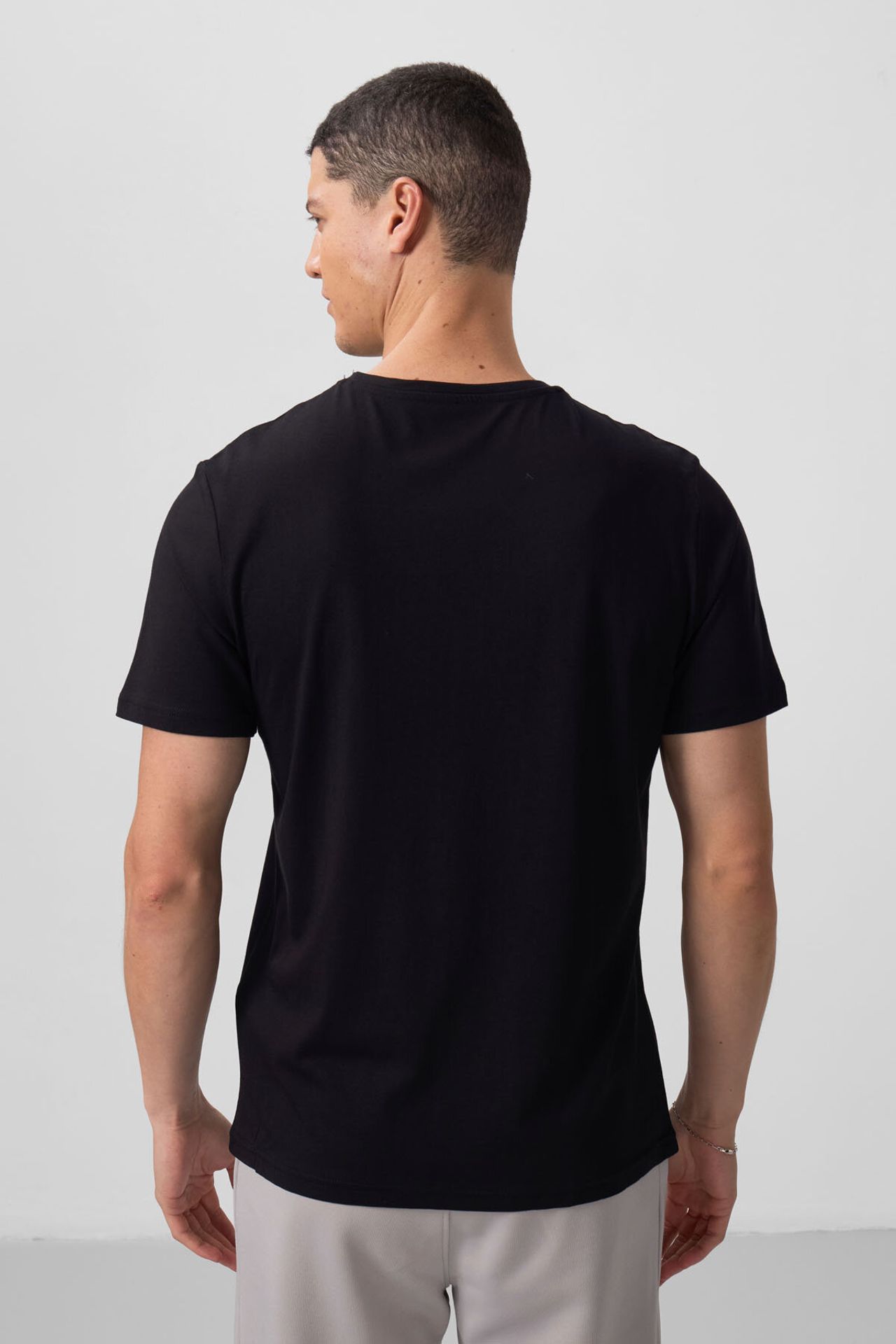 TOMMY Comfort Fit Crew Neck T-Shirt 5