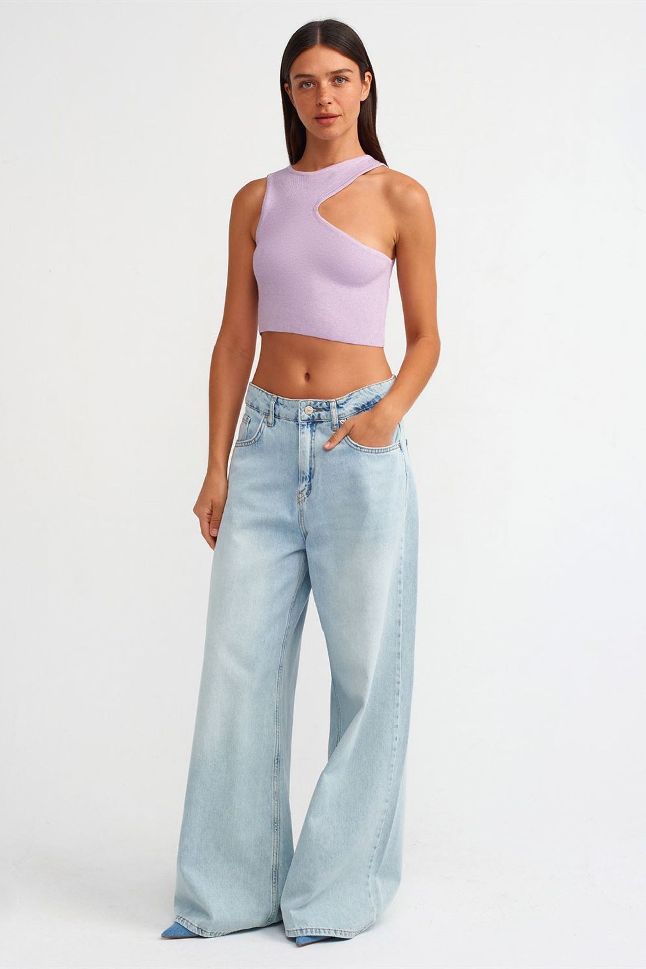 DILVIN Seamless Asymmetrical Crop Knit Top 3