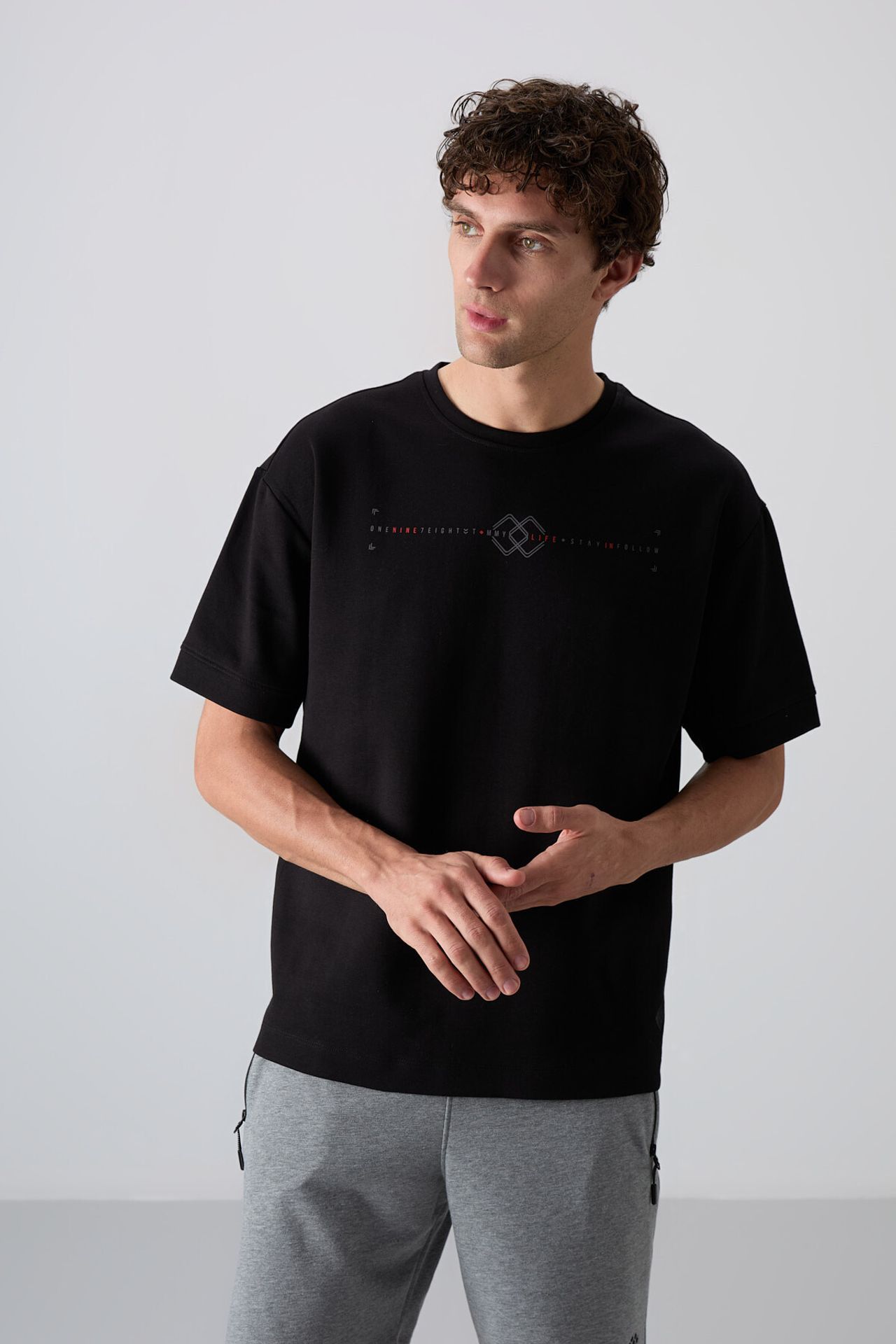 TOMMY Oversized Printed Crew Neck T-Shirt 2