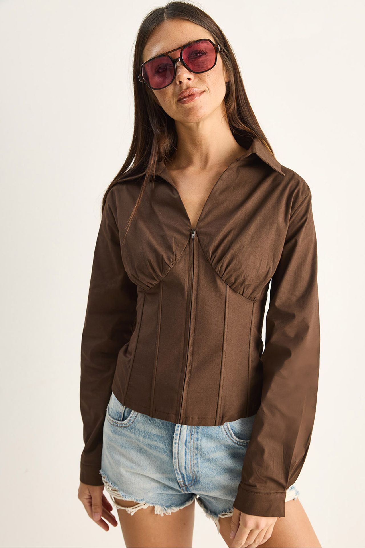 LUCCI Women's Fitted Crop Shirt 1