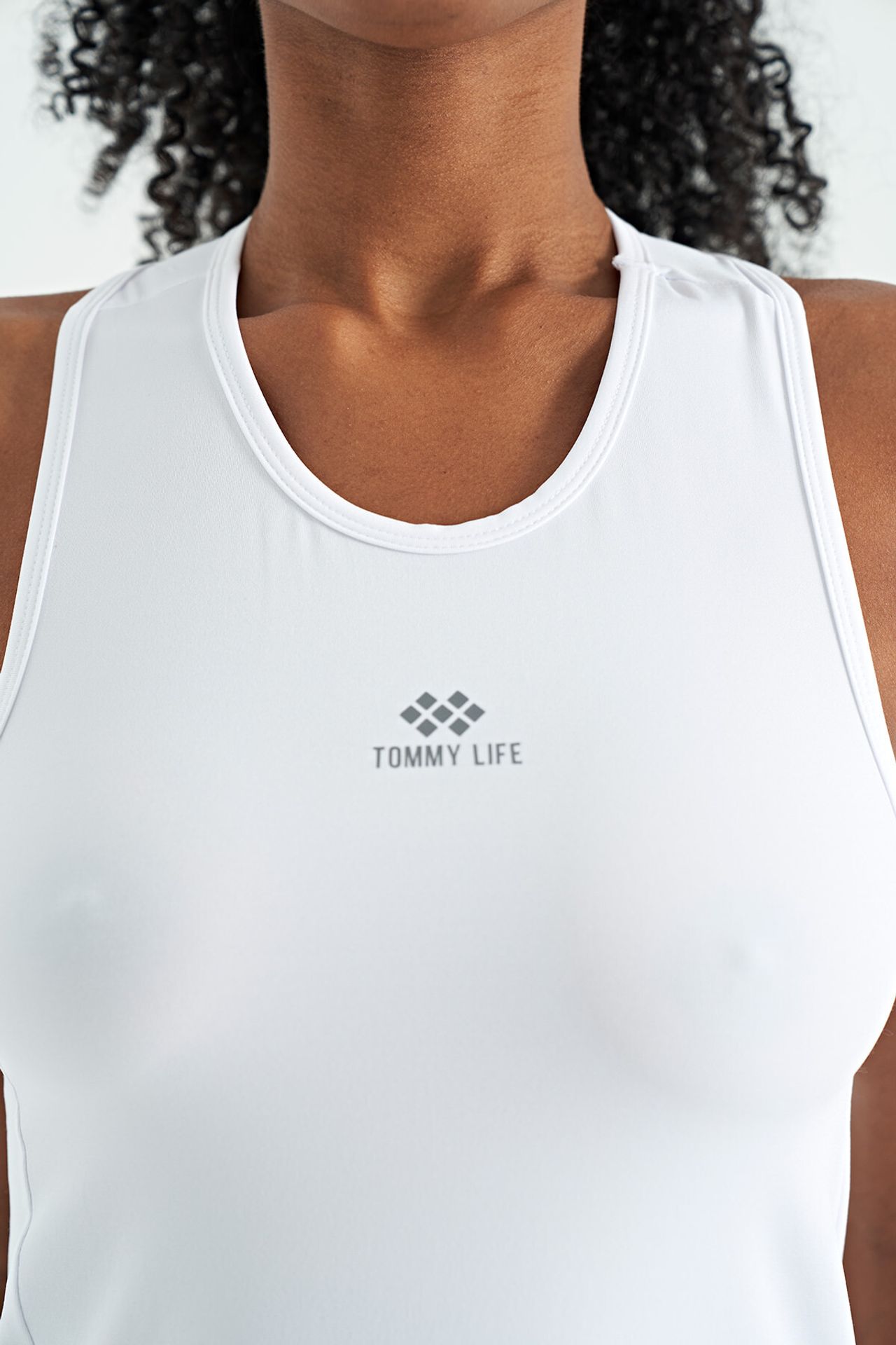 TOMMY Sleeveless Crew Neck Active Top 4