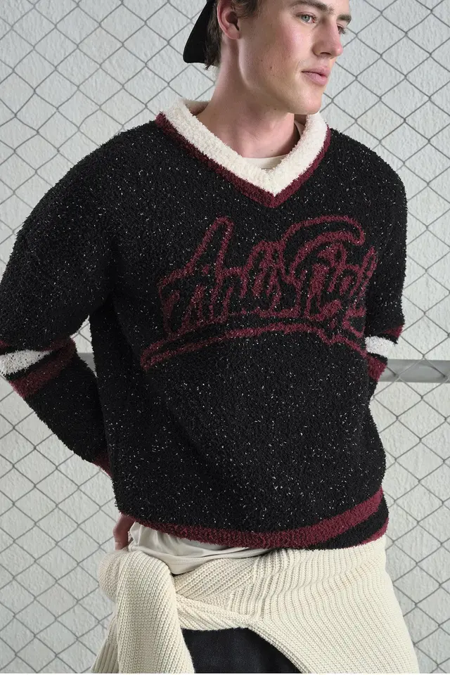 GIESTO Oversized V-Neck Plush Sweater