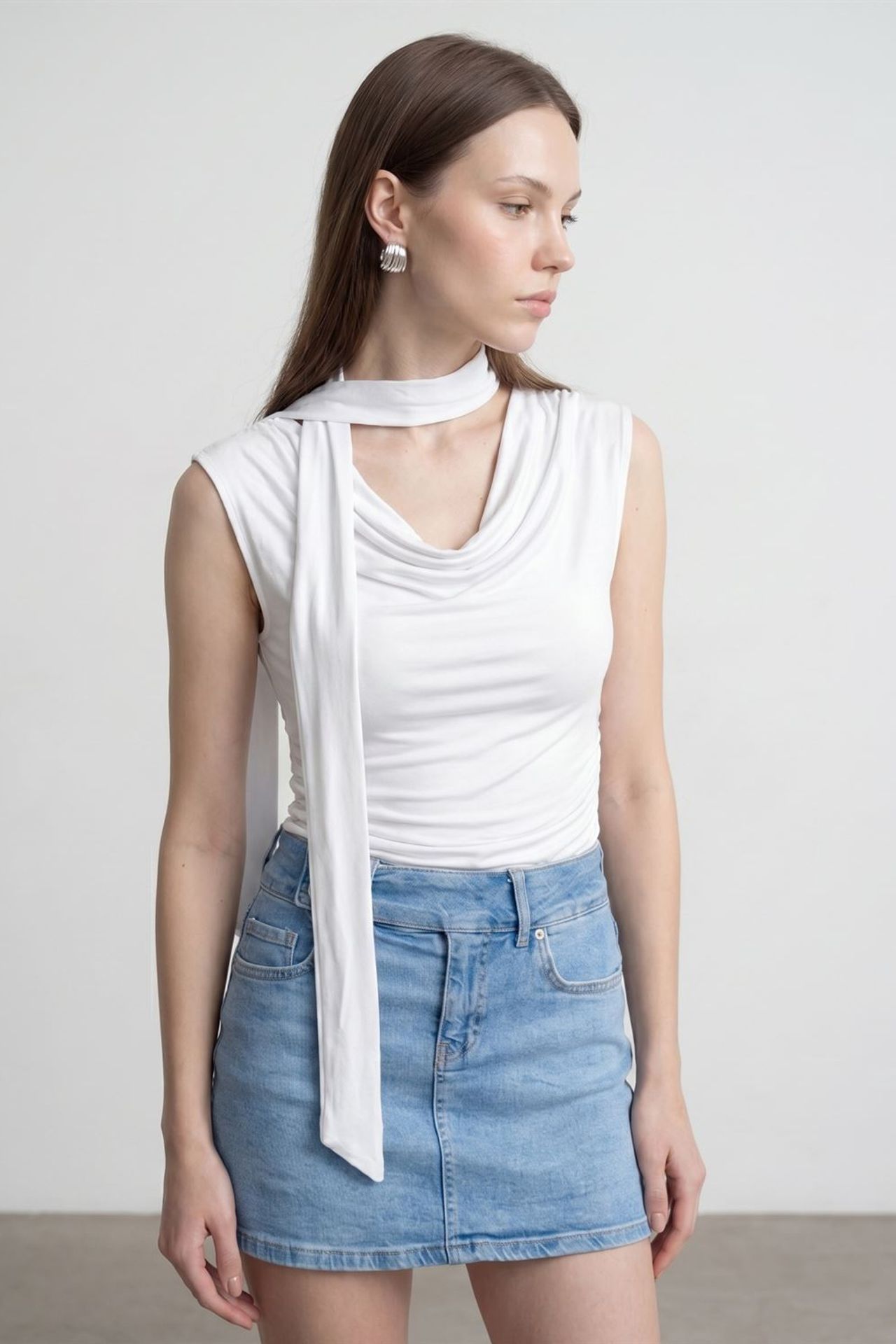 DILVIN Sleeveless Cowl Neck Jersey Blouse 4
