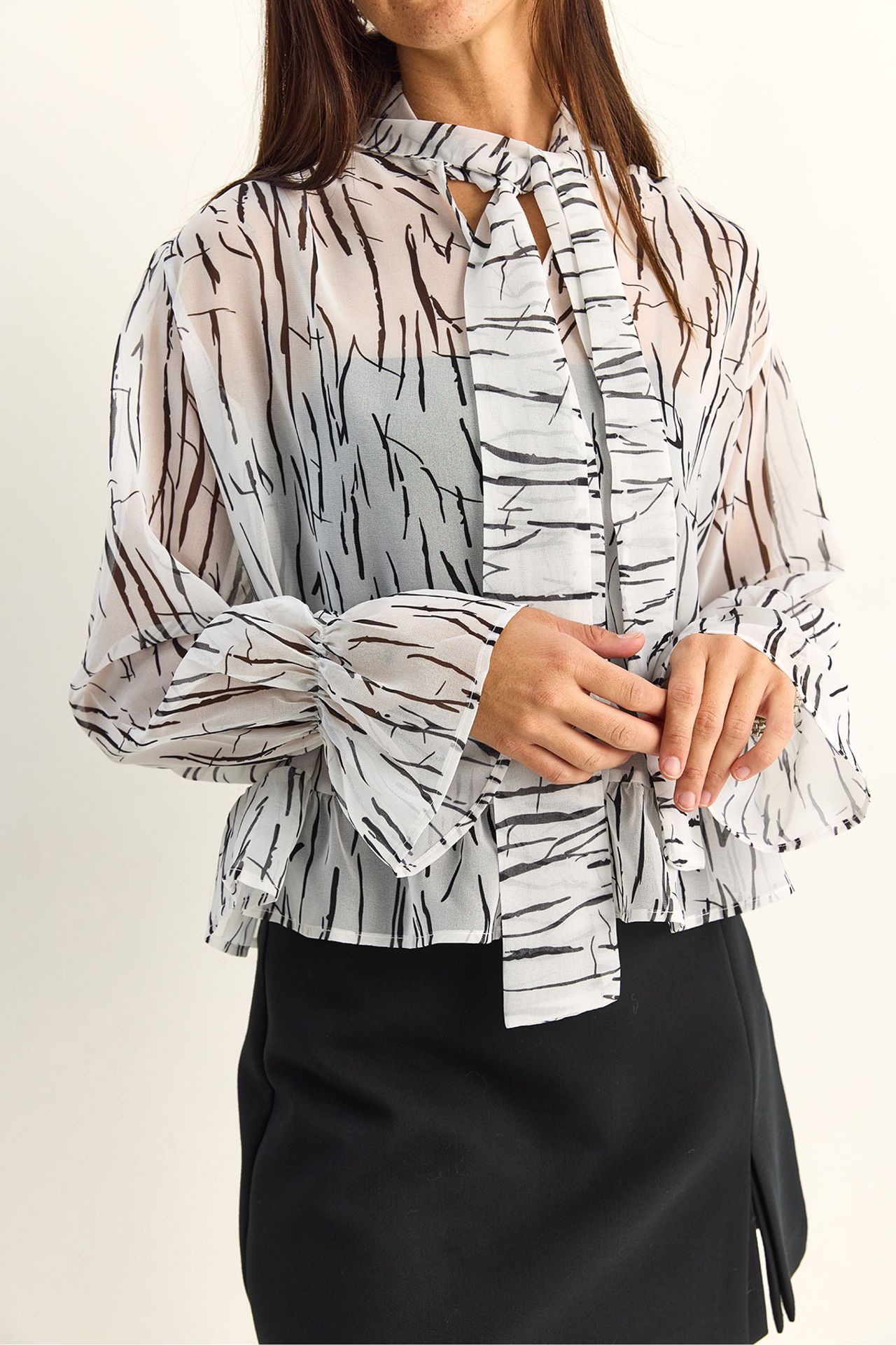 LUCCI Abstract Print Choker Collar Chiffon Blouse with Tie Detail 6