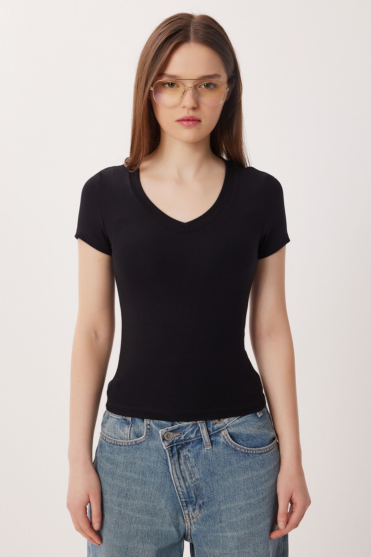 ISTANBUL Basic V-Neck Cotton Blend T-Shirt 4