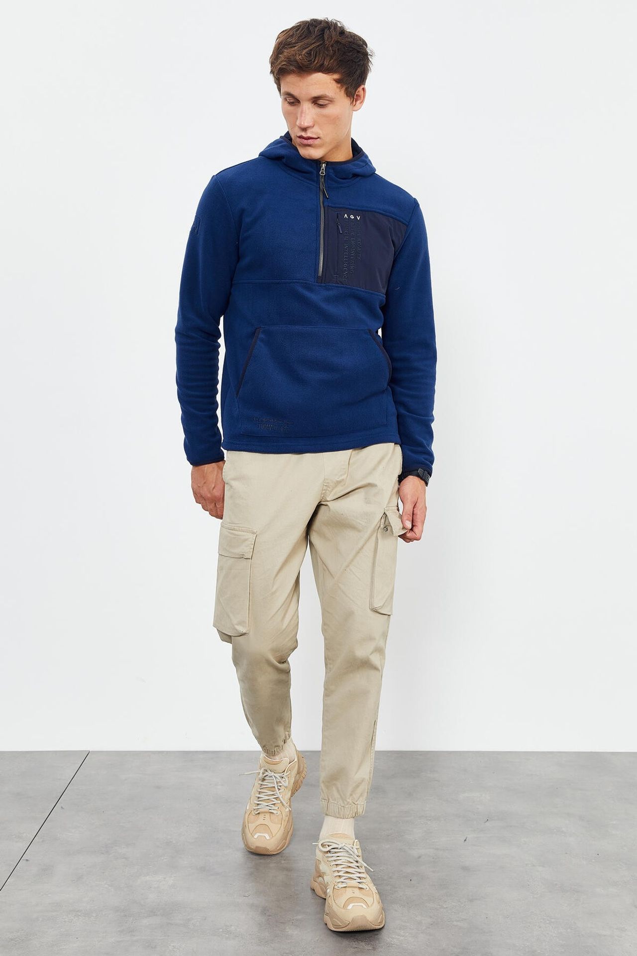 TOMMY Men's Half-Zip Hooded Sweatshirt 6
