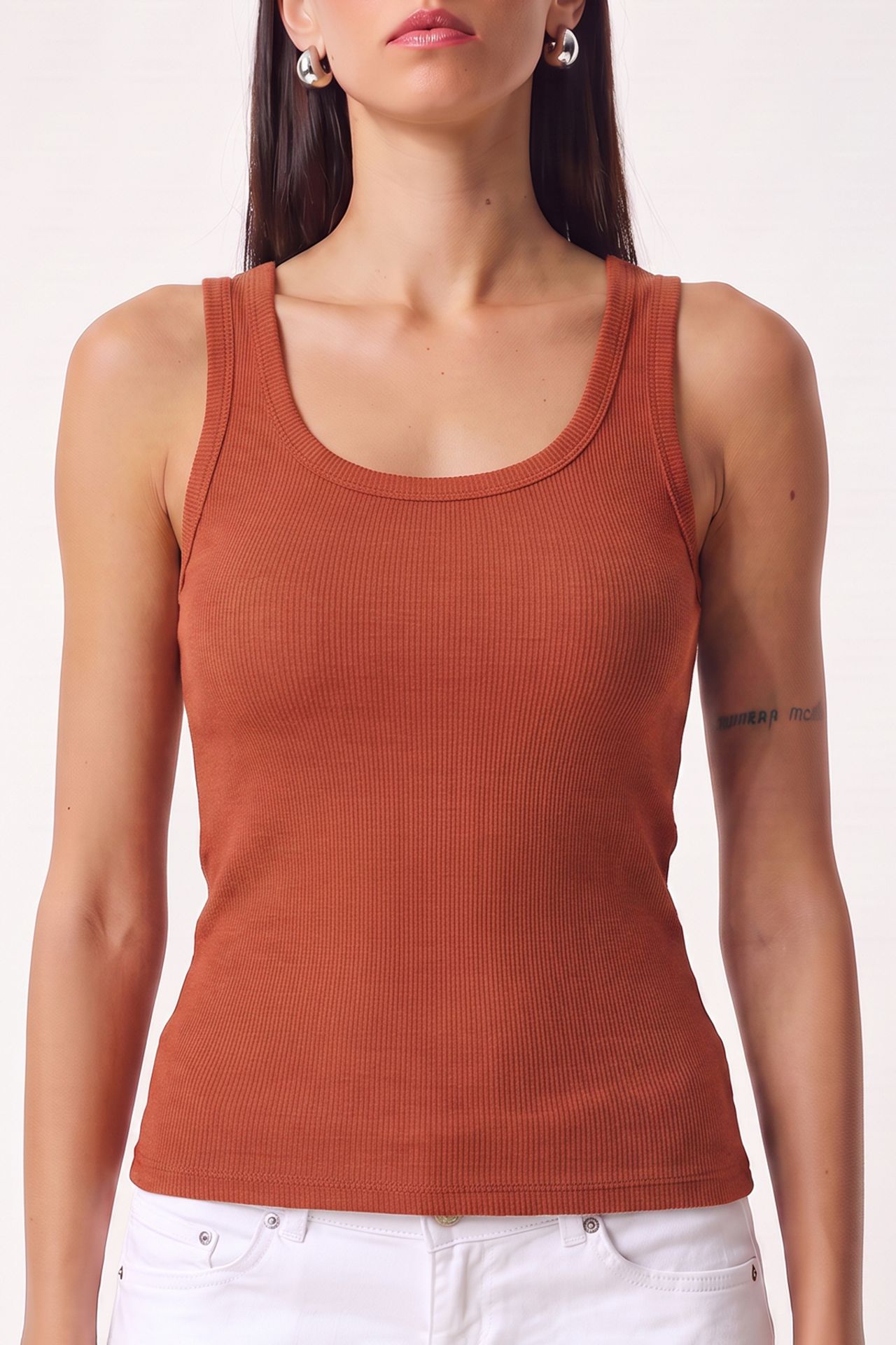 ISTANBUL Fitted Cotton U Collar Tank Top 2