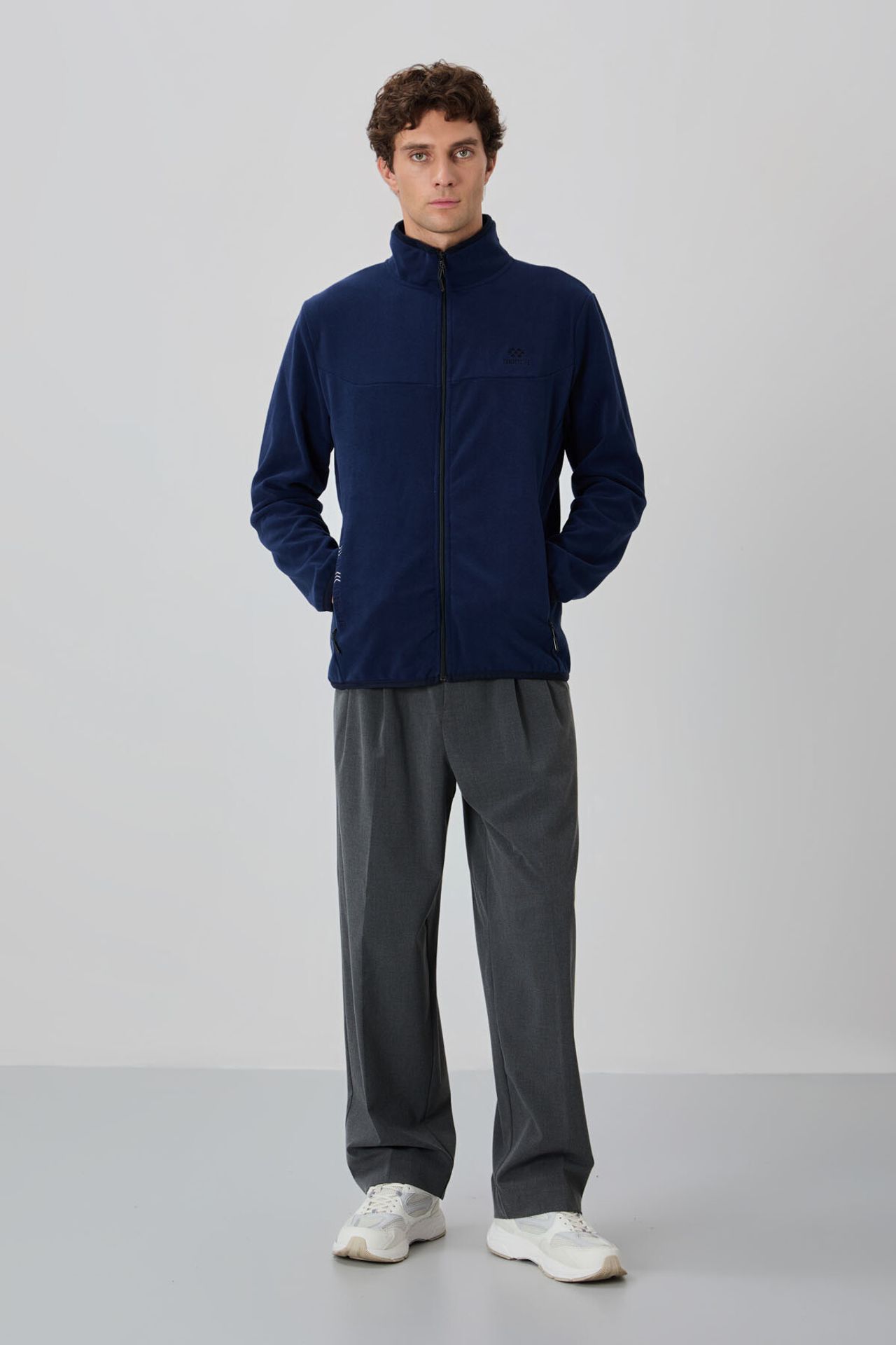 TOMMY Men's Plush Zip-front Sweatshirt 4