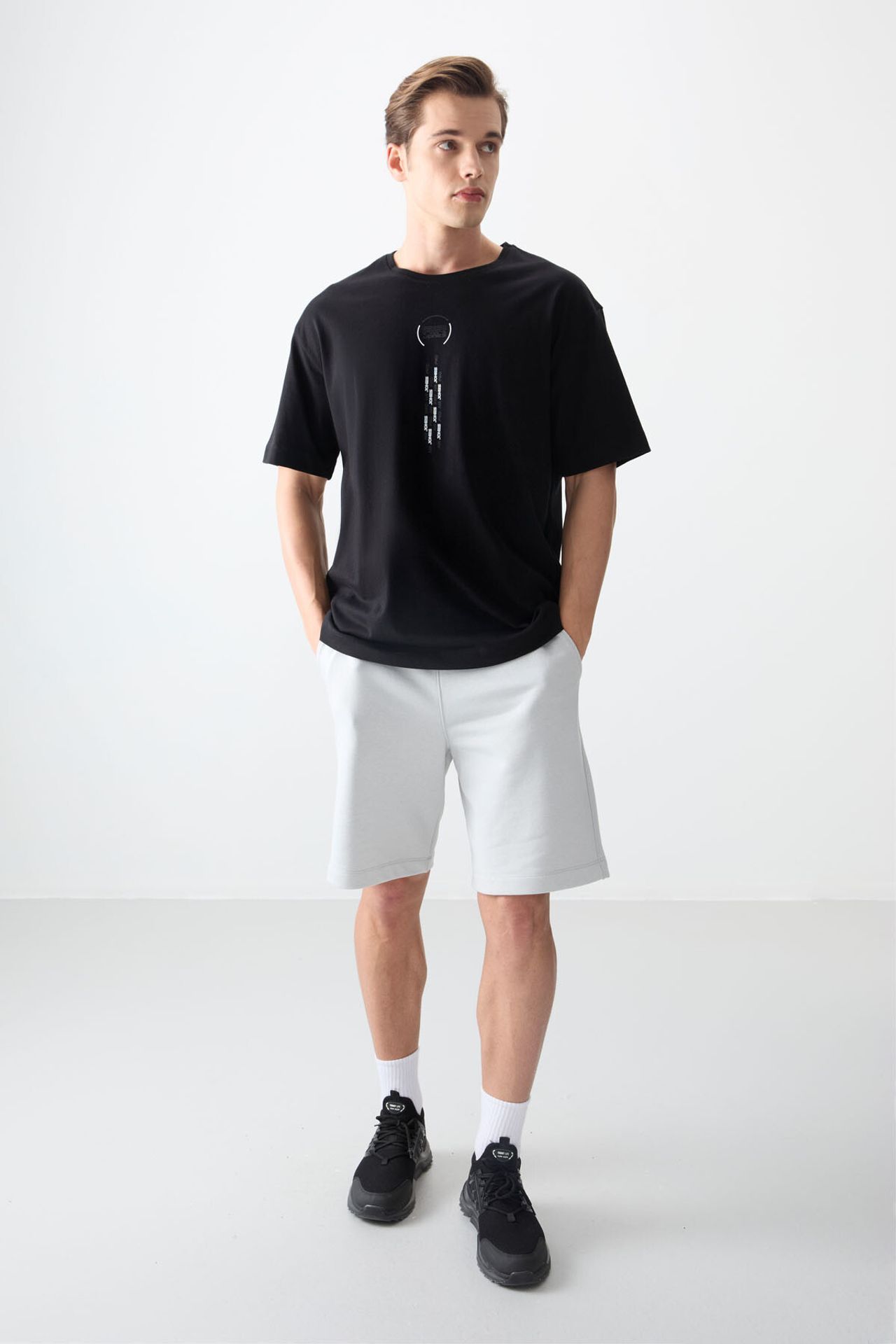 TOMMY Oversized Cotton Text Print Crew Neck T-Shirt 5