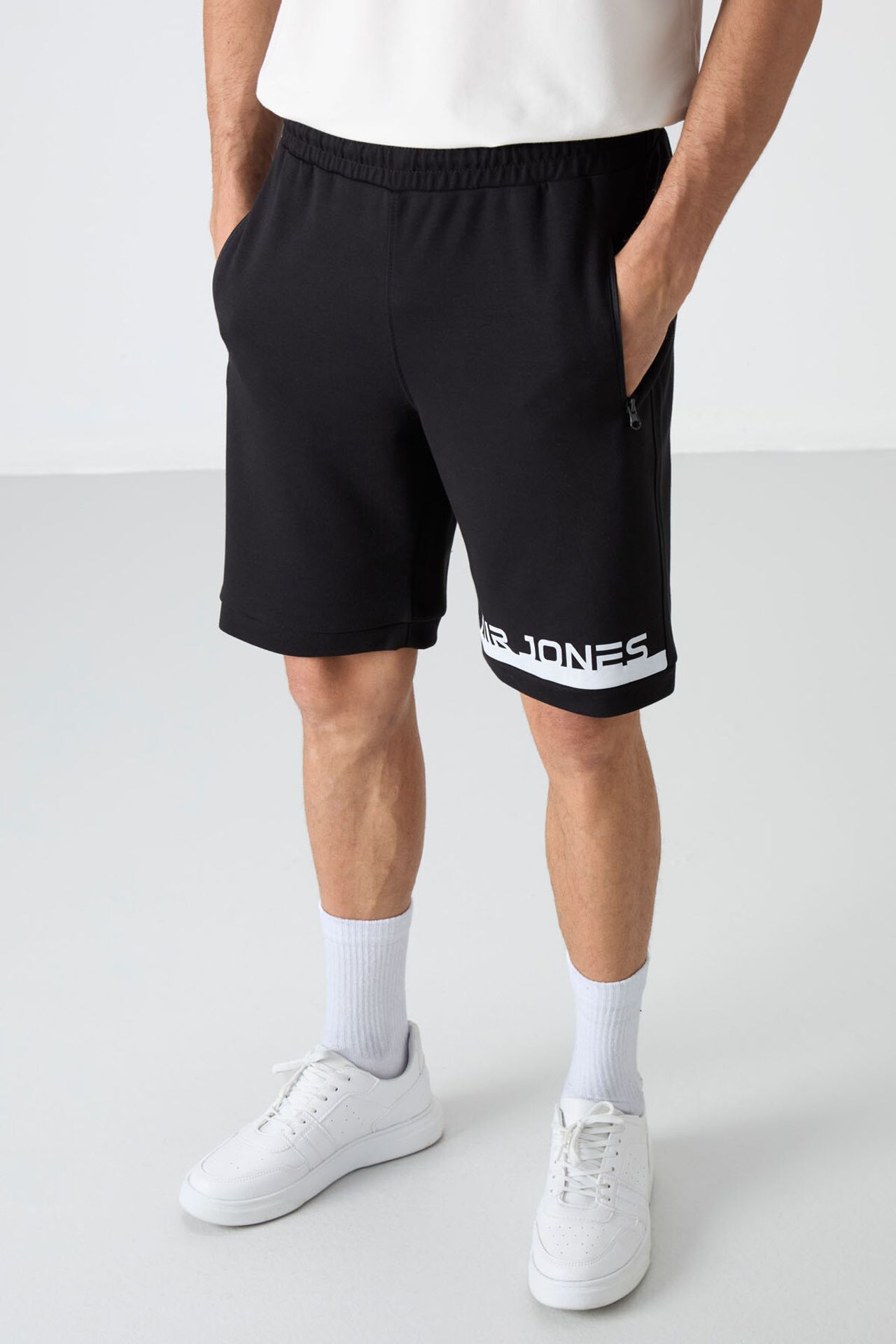 TOMMY Men's Fleece Sweat Shorts 4