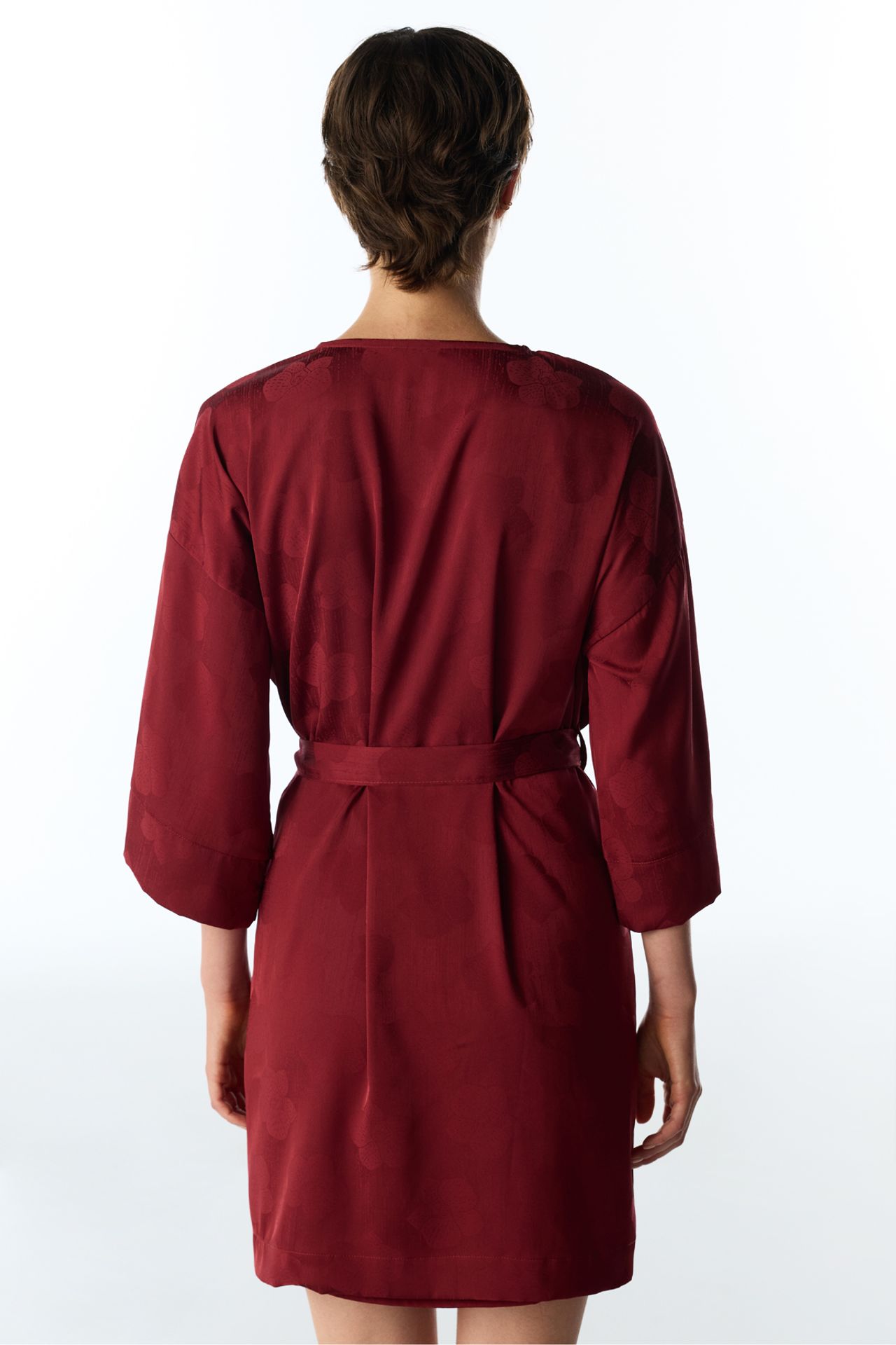 PENTI Orquidea Satin Floral Short Sleeve Robe 4