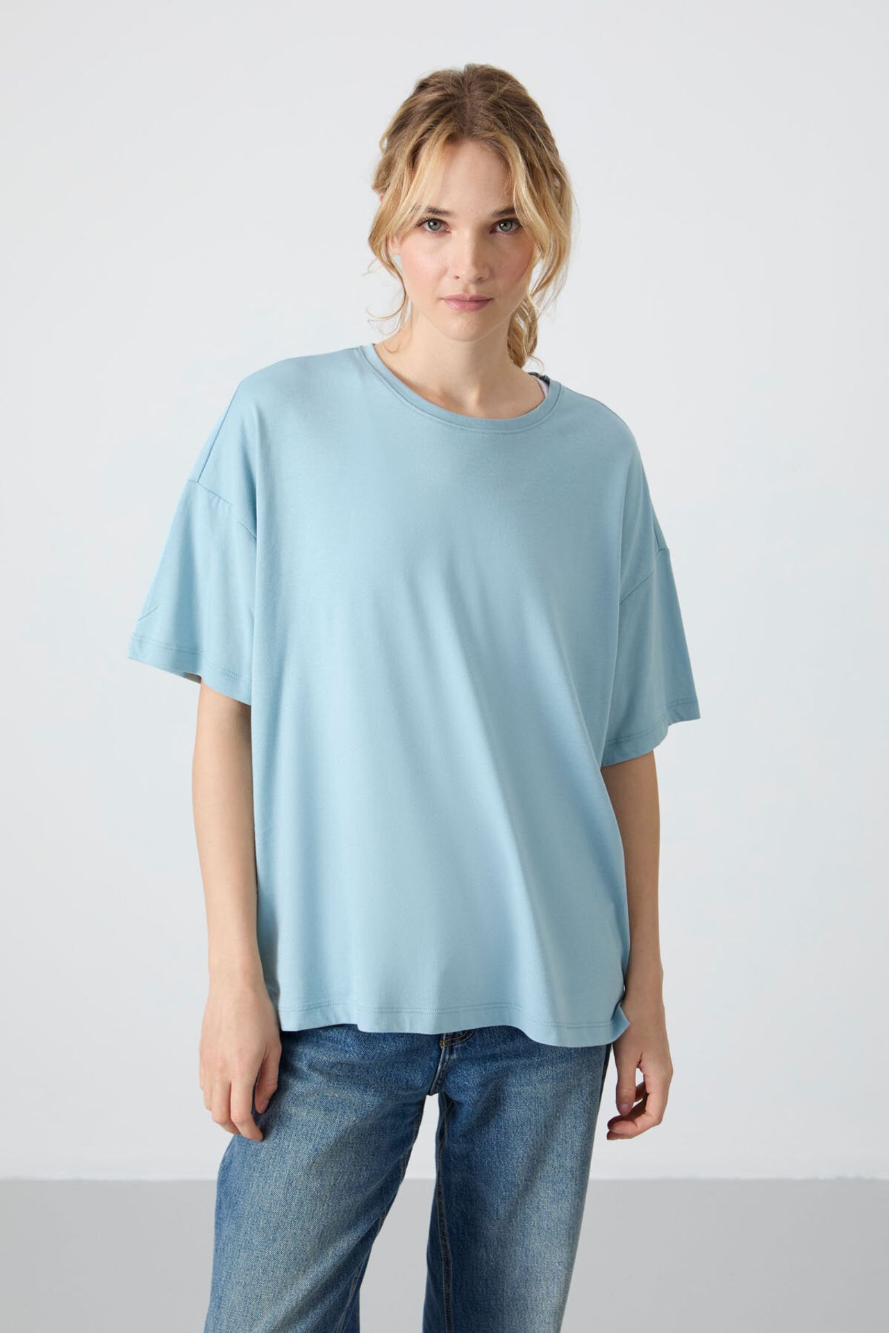 TOMMY Oversized Cotton-Modal Crew Neck T-Shirt 6