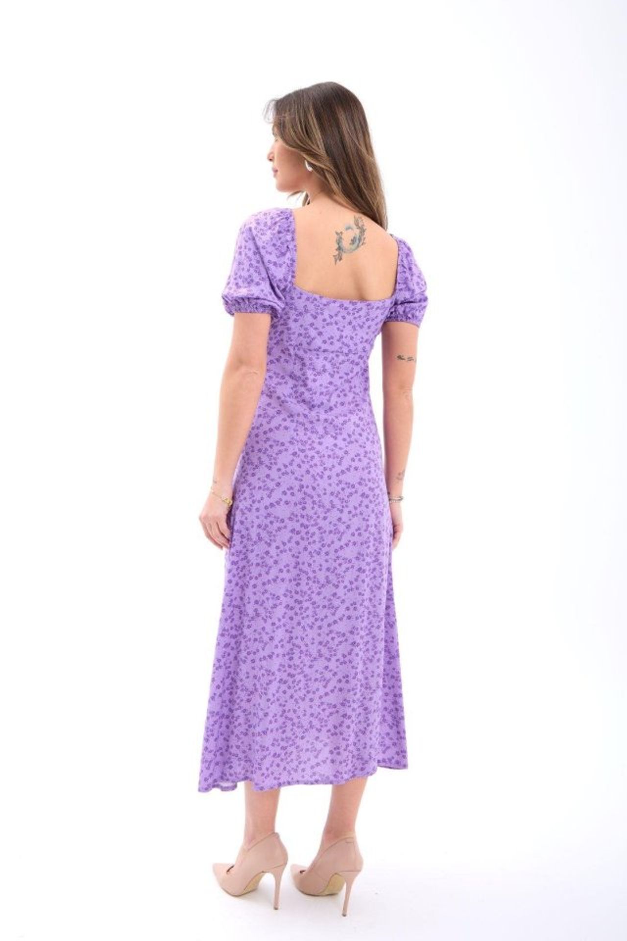 JANES Floral Midi Dress with Square Collar and Button Closure 4