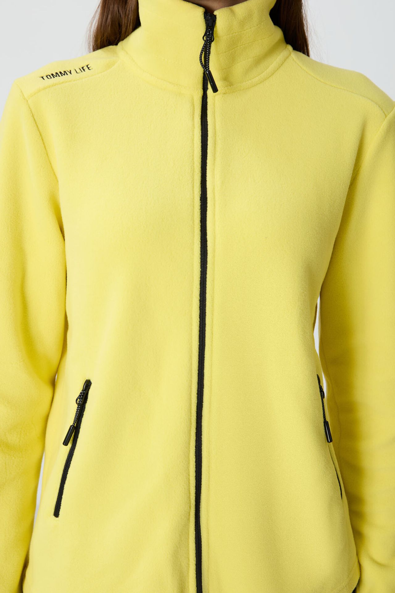 TOMMY Women's Plush Zip-Front Sweatshirt 6