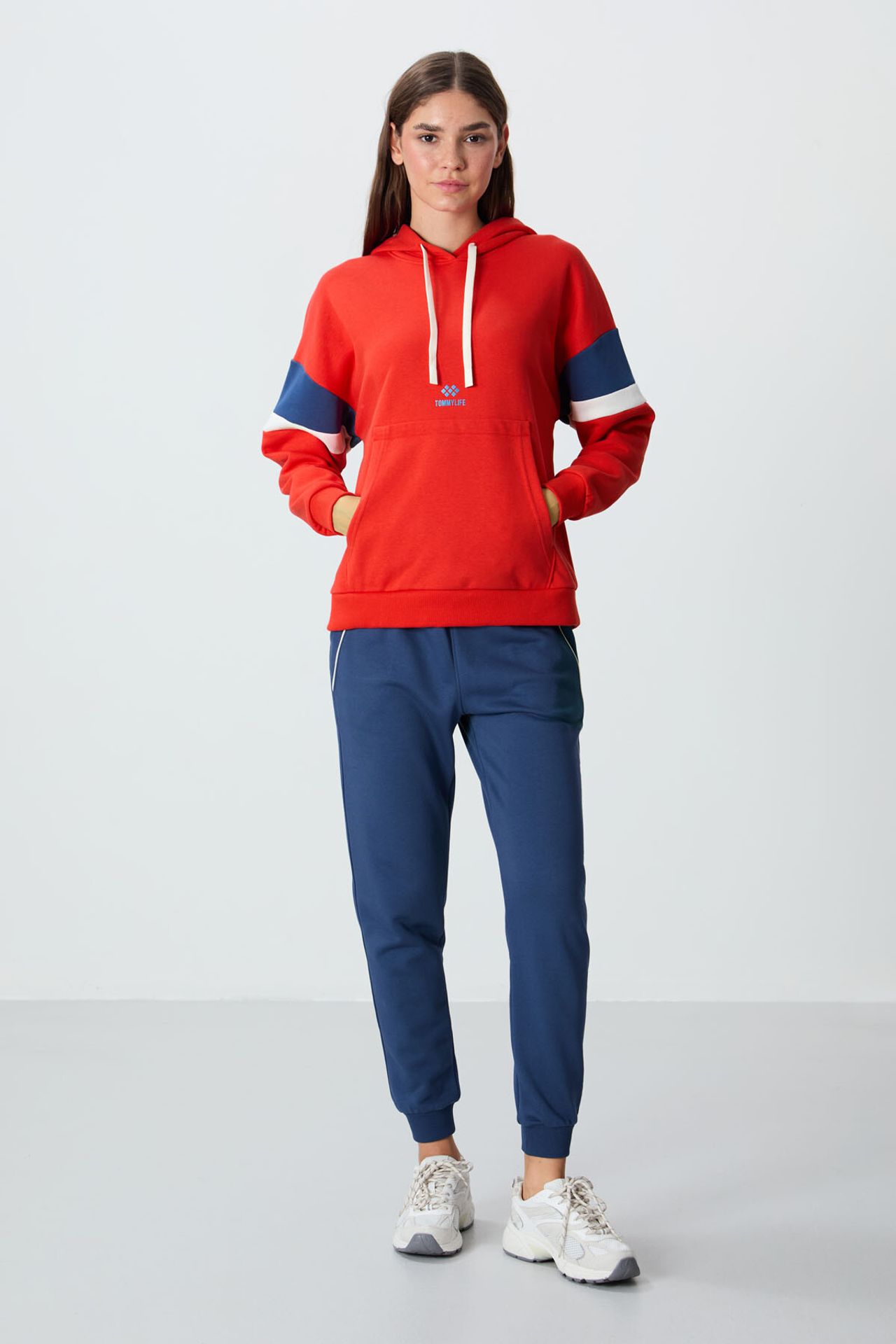 TOMMY Oversized Color-block Hooded Sweatshirt 3