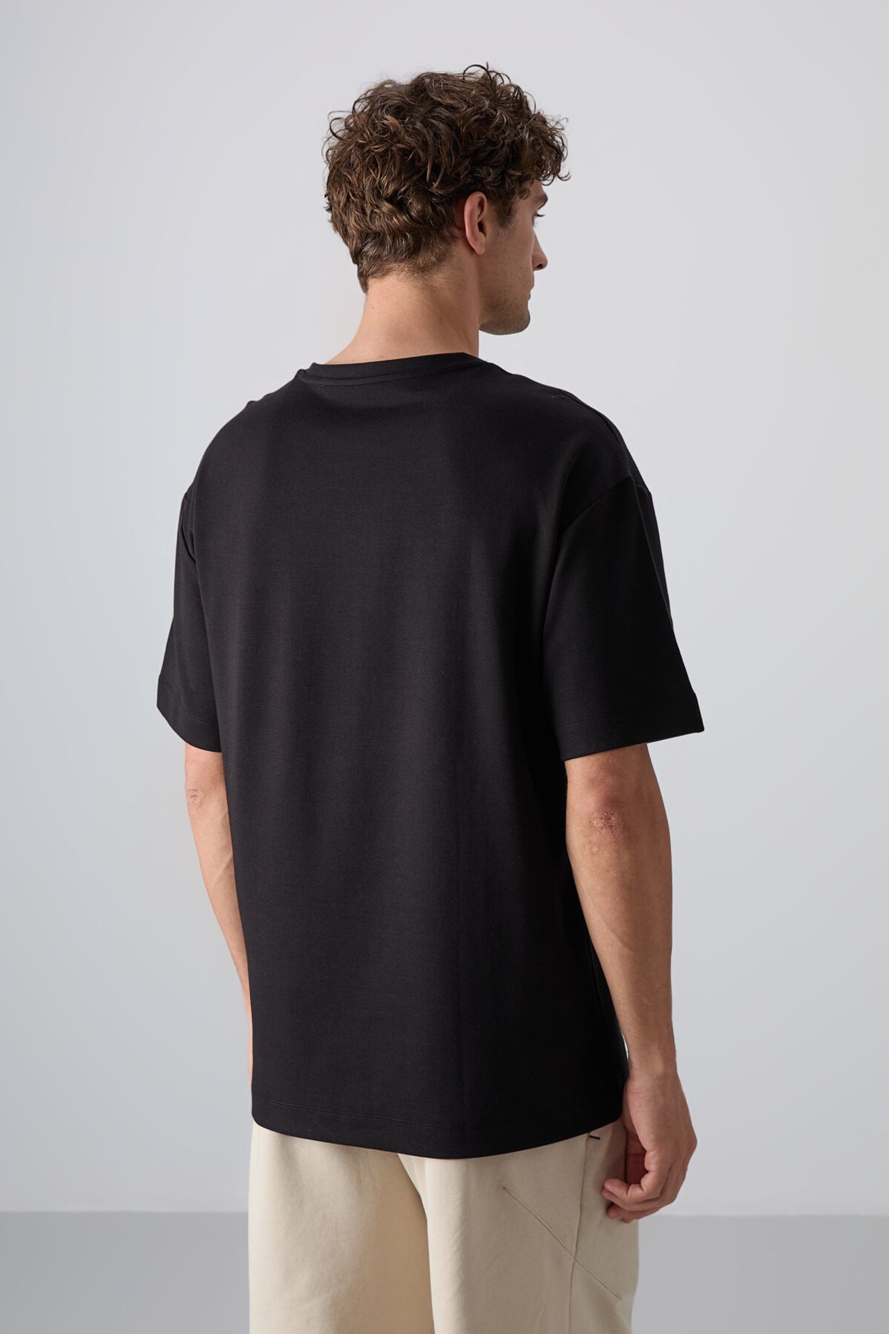 TOMMY Oversized Cotton-Blend Logo T-Shirt 6