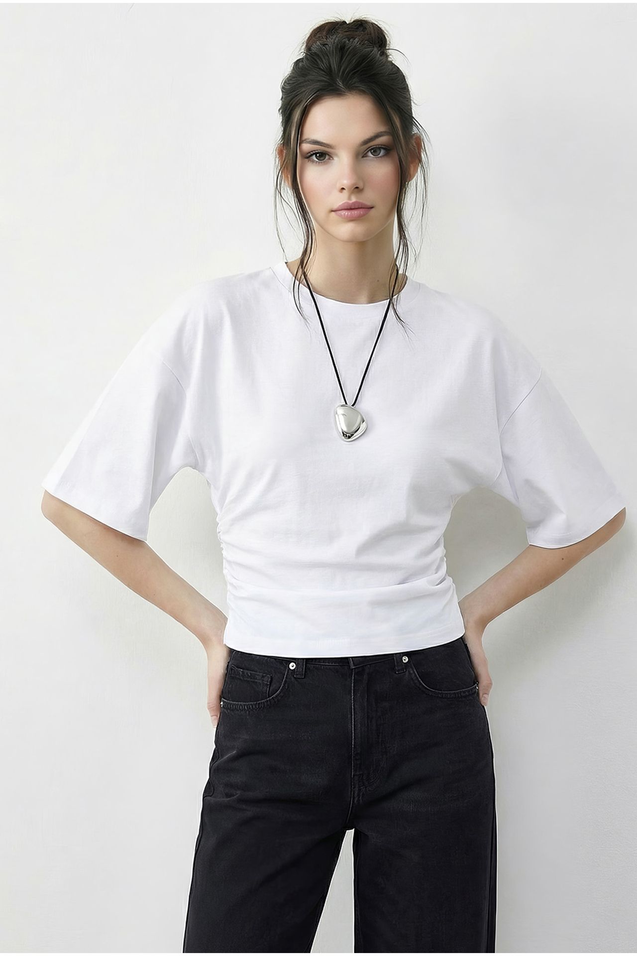 LUCCI Regular Fit Crew Neck T-Shirt 3