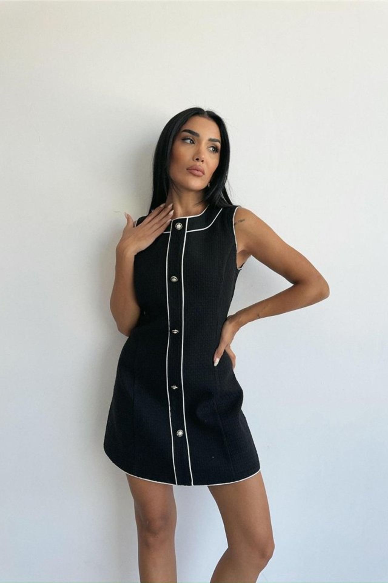JANES Textured A-Line Mini Dress with Button Closure 3
