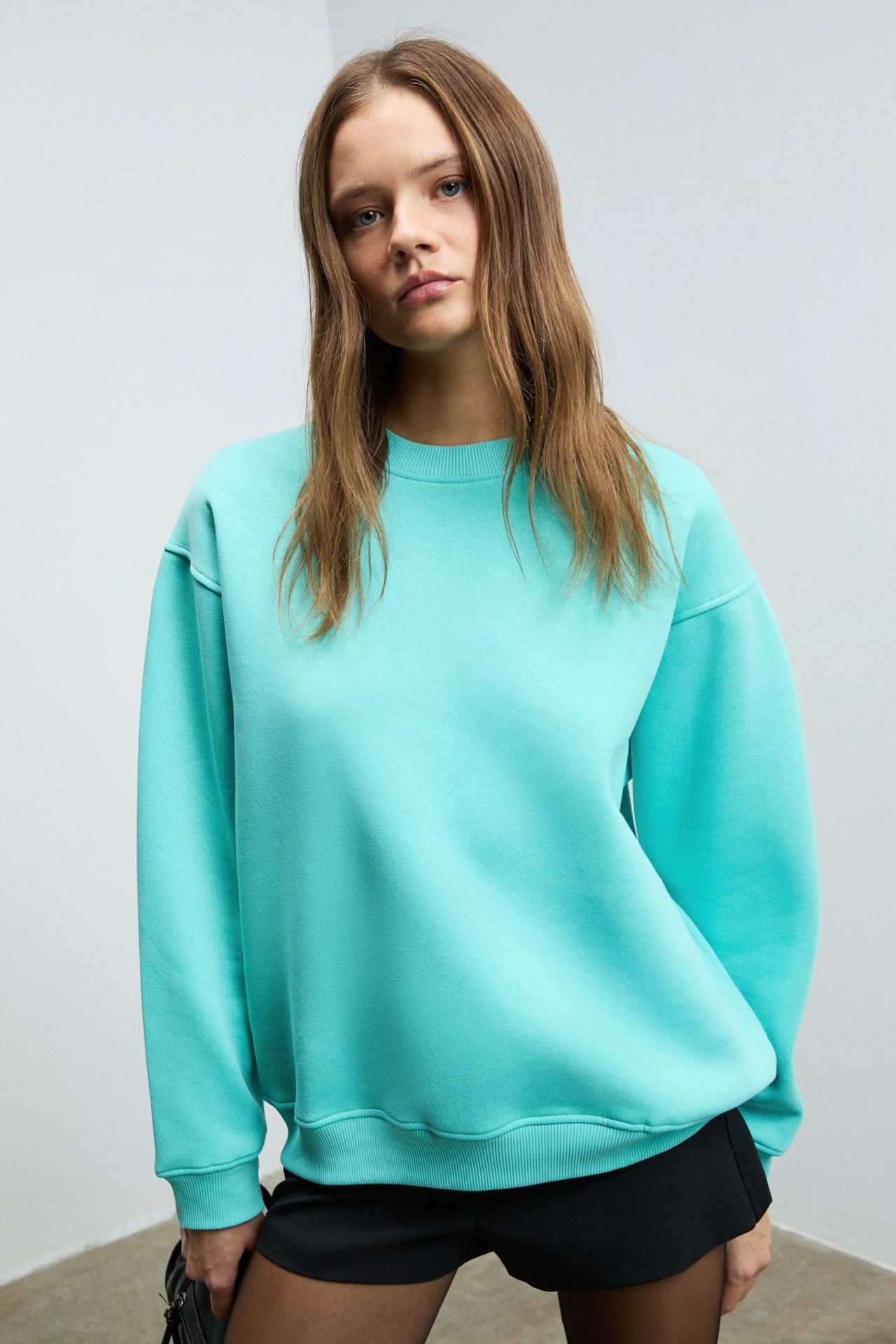 ETHIQUET Regular Fit Crew Neck Sweatshirt 2