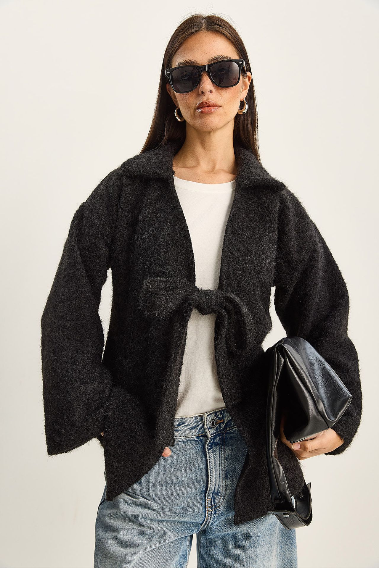 LUCCI Textured Oversized V-Neck Tie Closure Cardigan 3