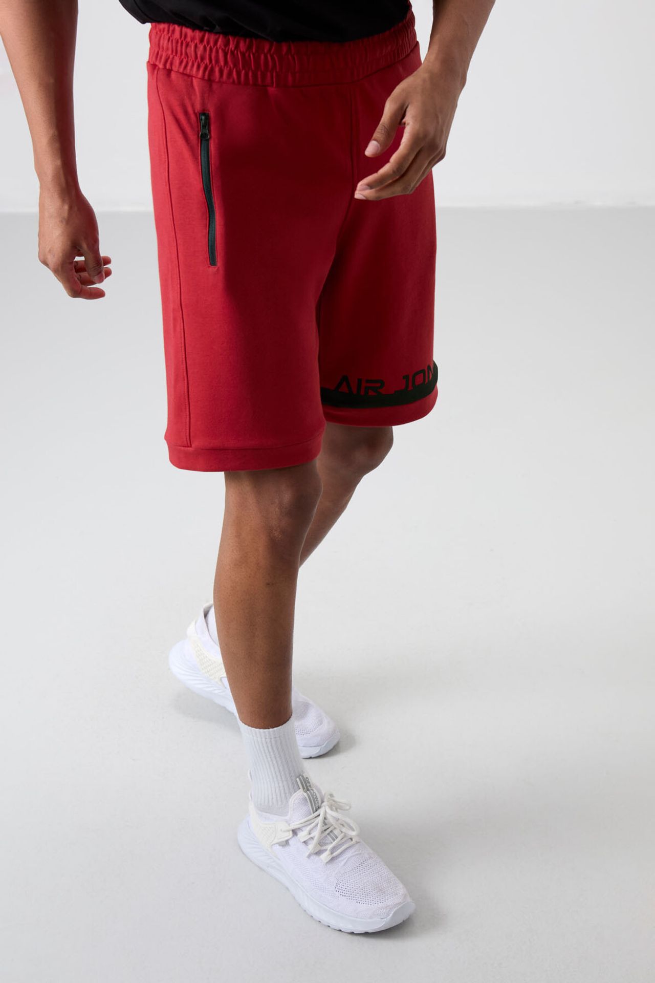 TOMMY Men's Fleece Sweat Shorts 3