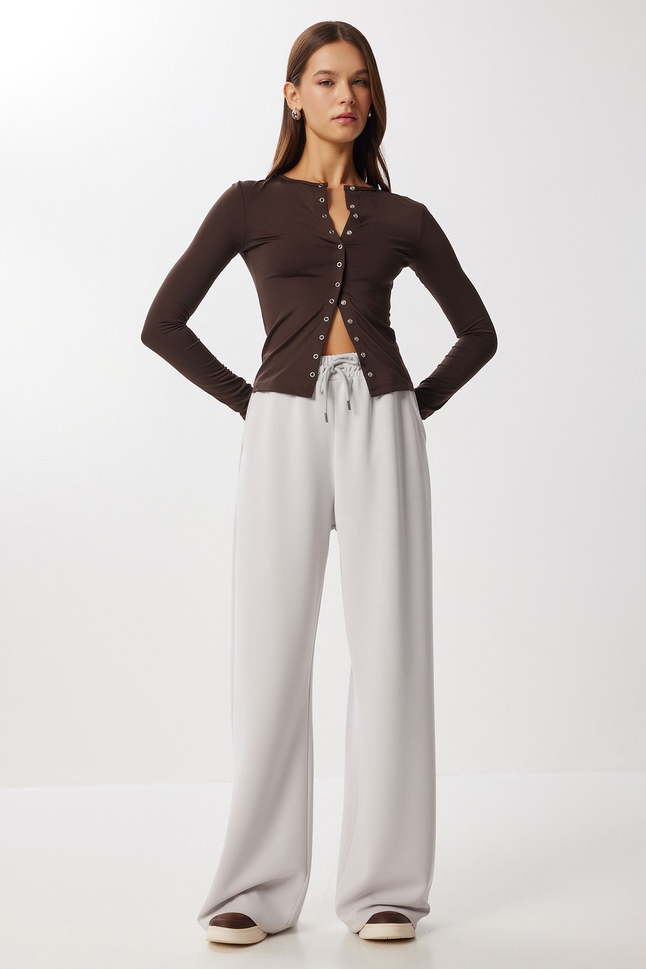ISTANBUL Wide Leg Drawstring Waist Sweatpants 2