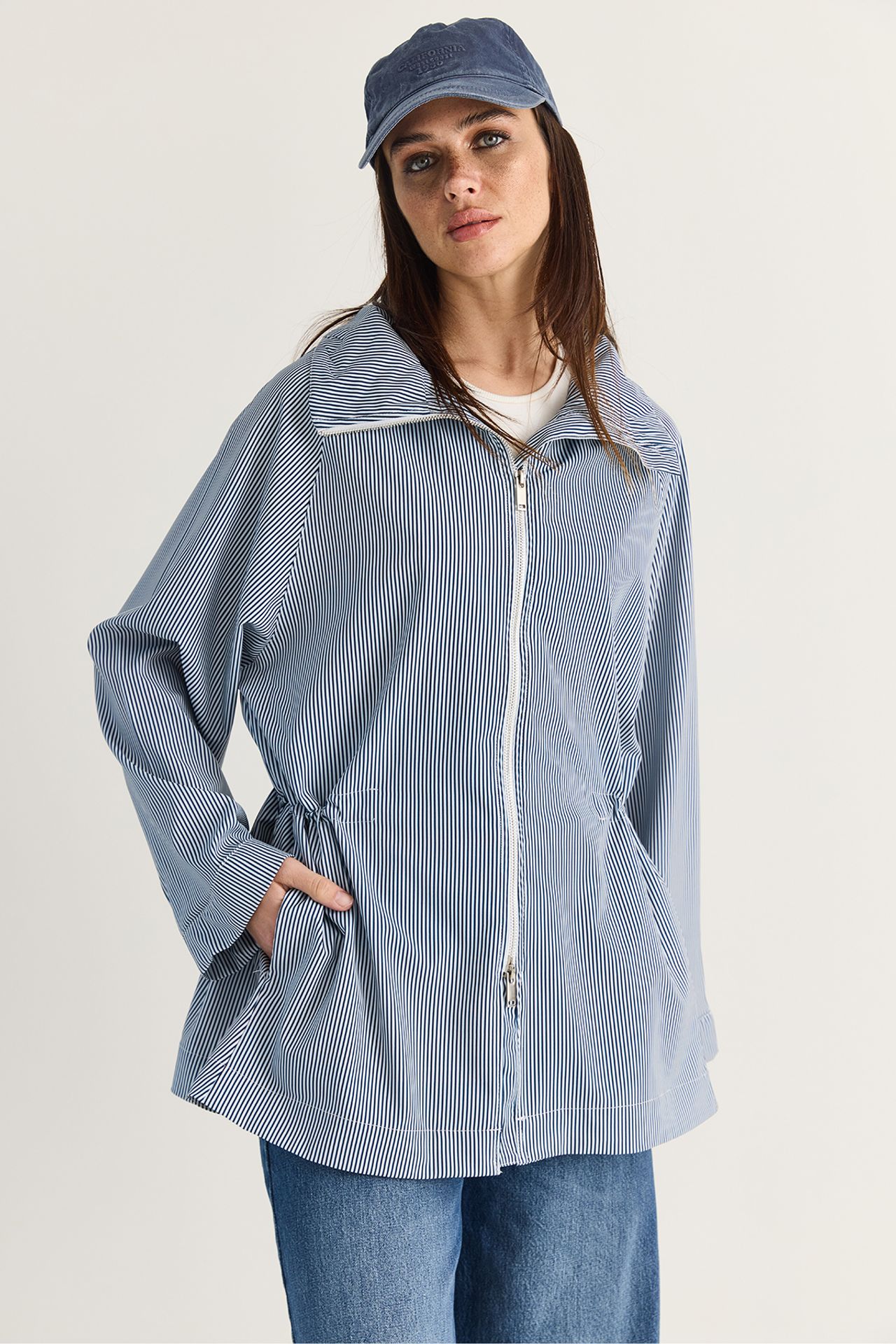 LUCCI Women's Rain Jacket 2