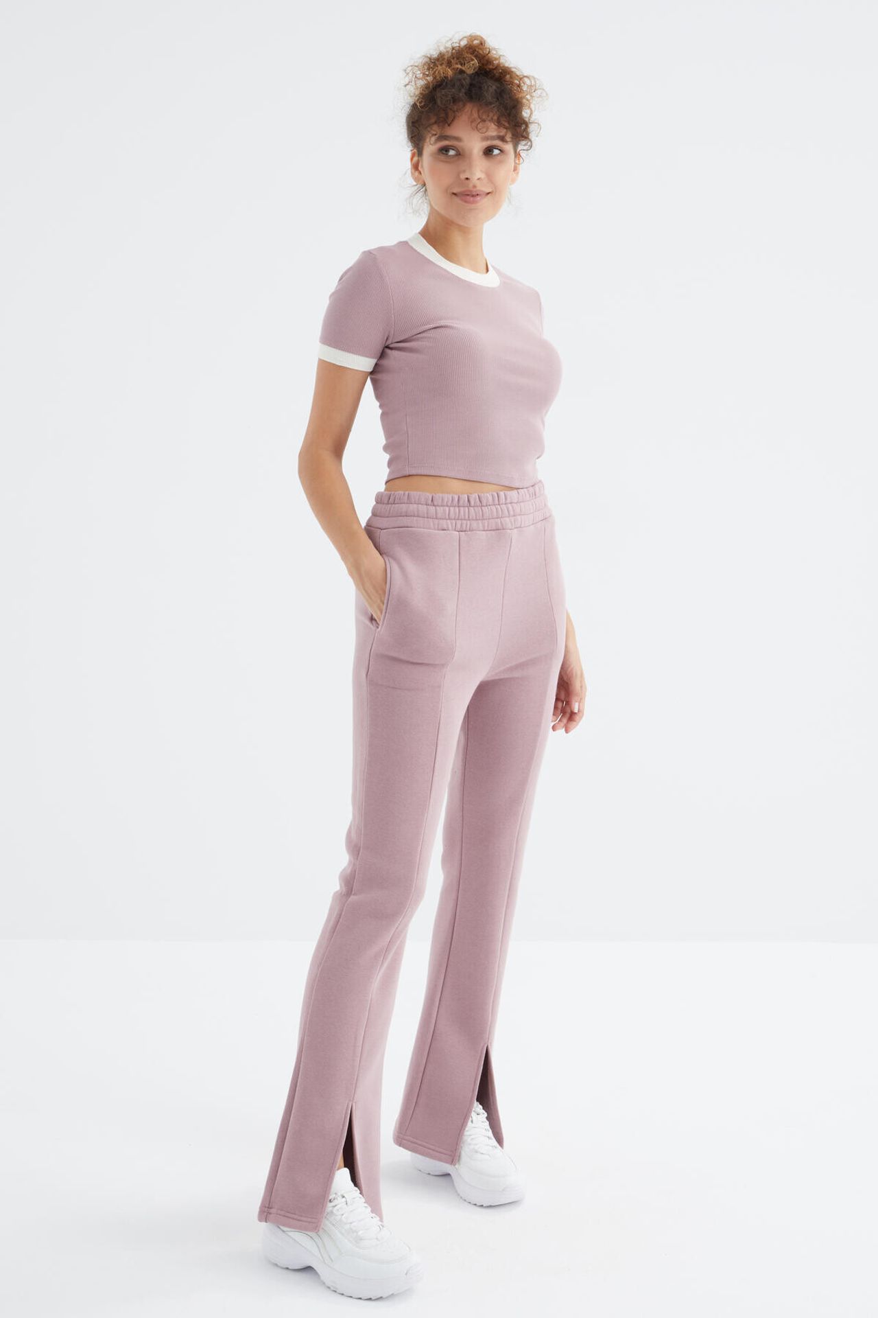 TOMMY Women's Relaxed Straight-leg Sweatpants 6