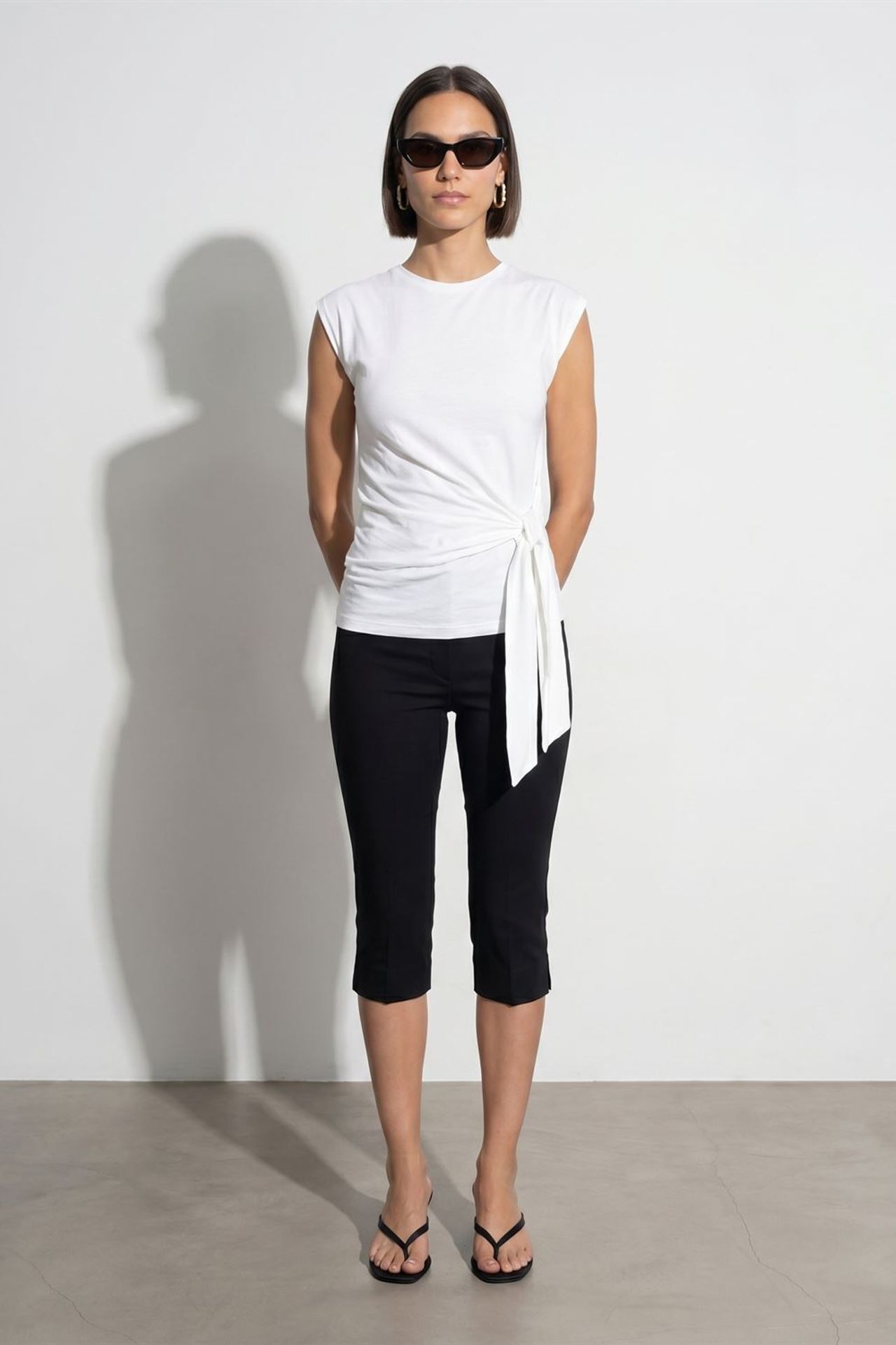 DILVIN Women's Sleeveless Cotton Crew Neck T-Shirt with Tie Detail 1