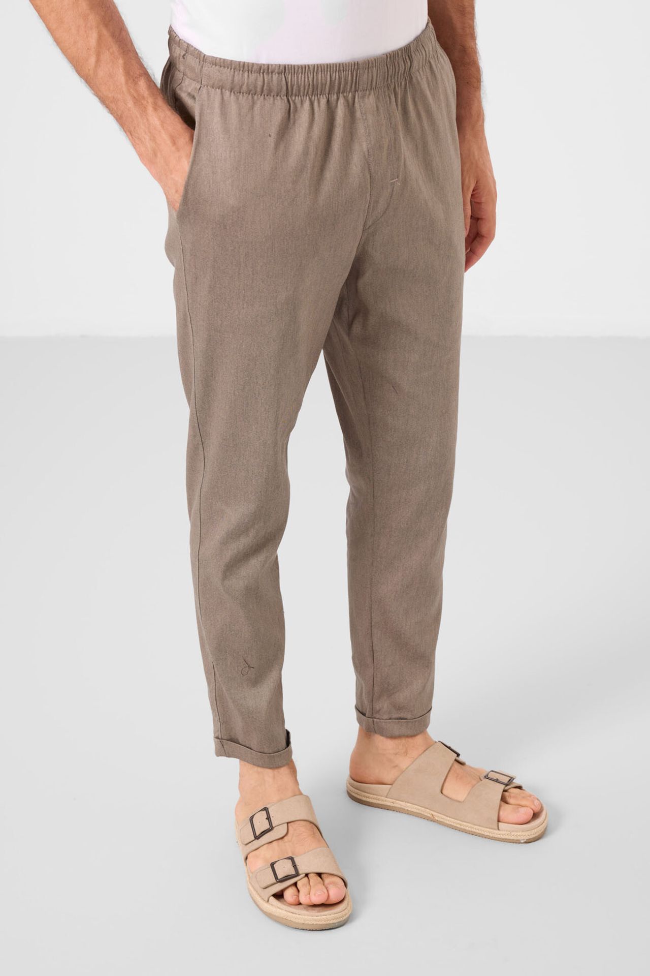 TOMMY Men's Straight-leg Gabardine Chinos 5