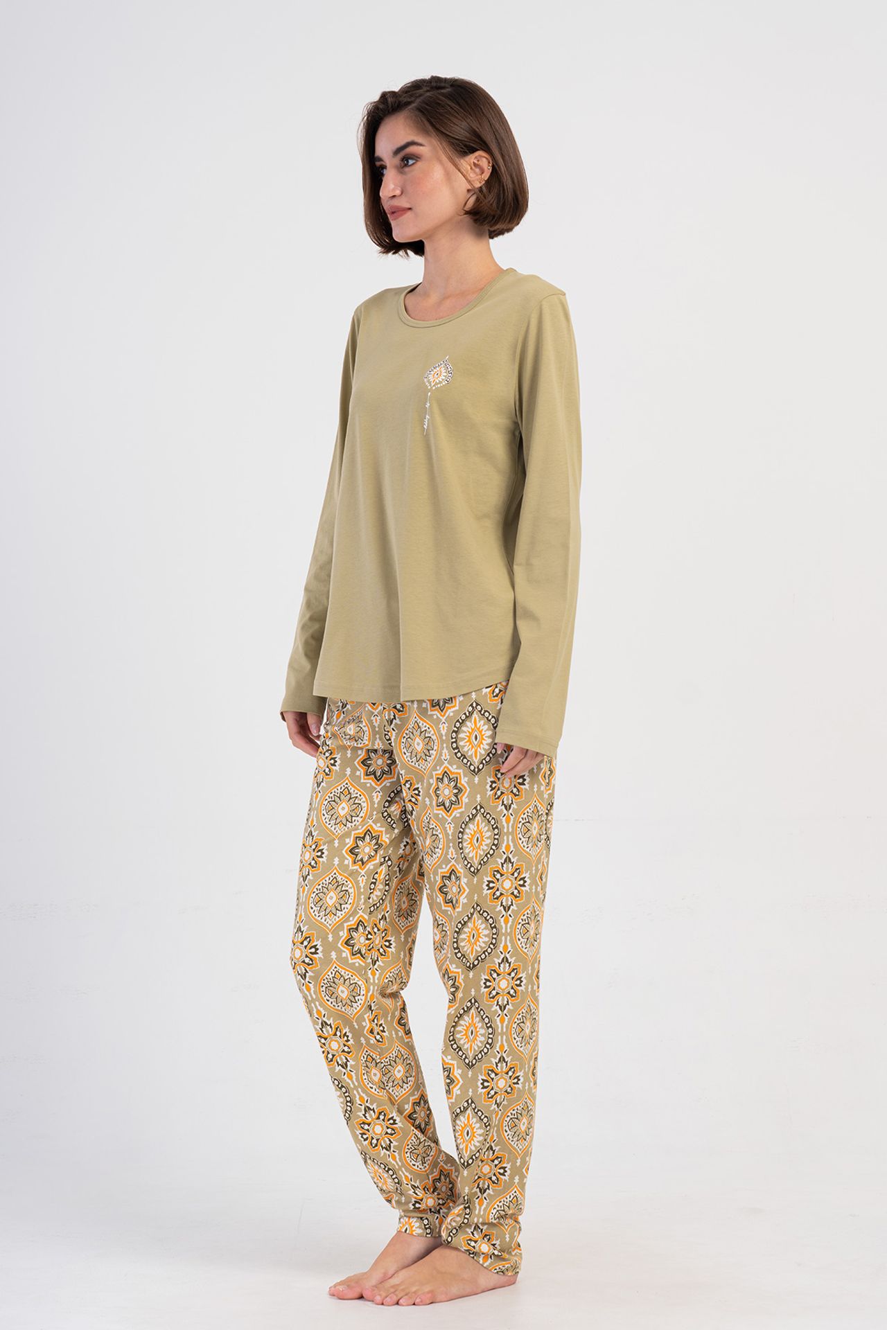 YAKE Uzun Kollu İki Parçalı Pijama Takımı 3