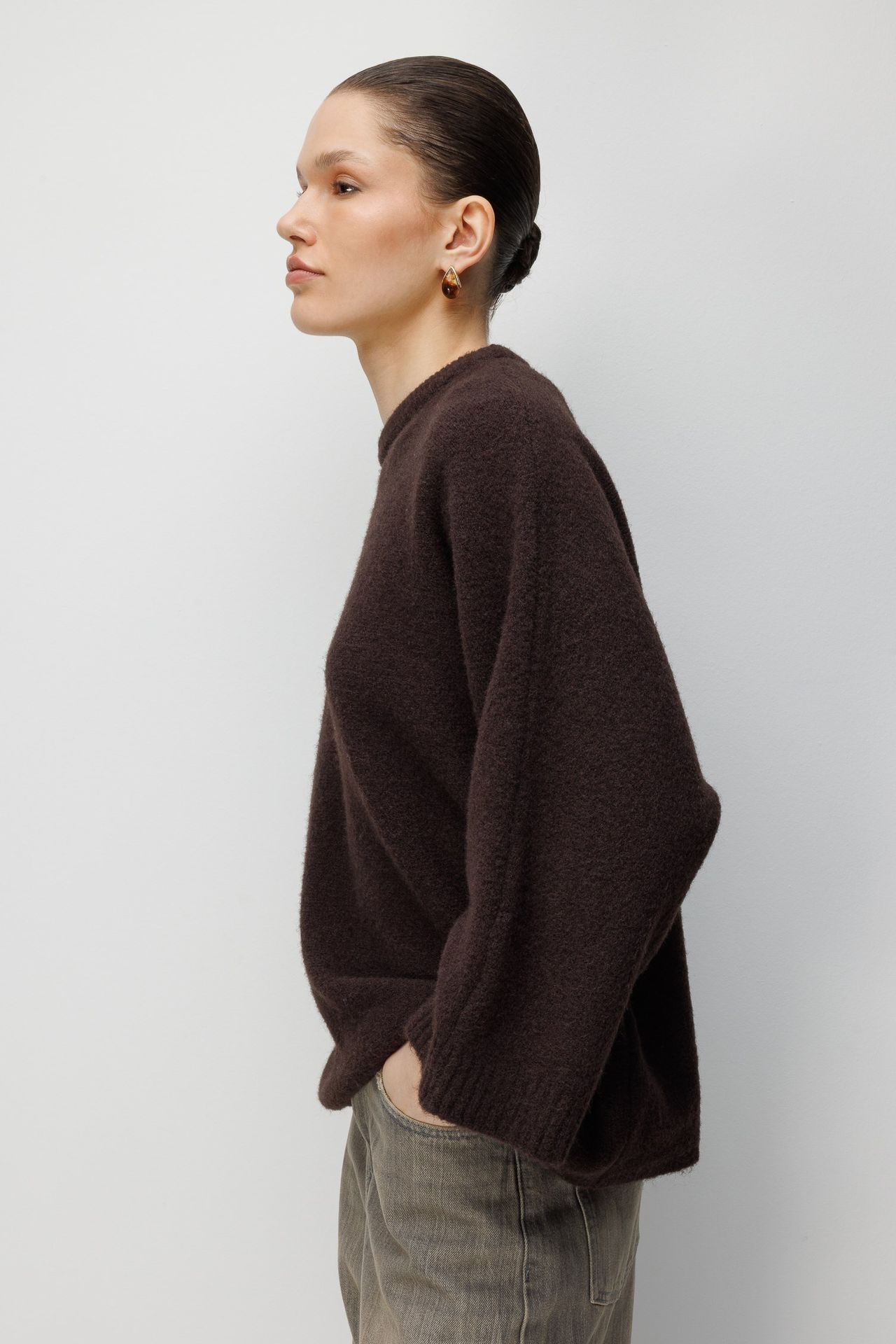 MIXRAY Women's Oversized Crew Neck Sweater 3