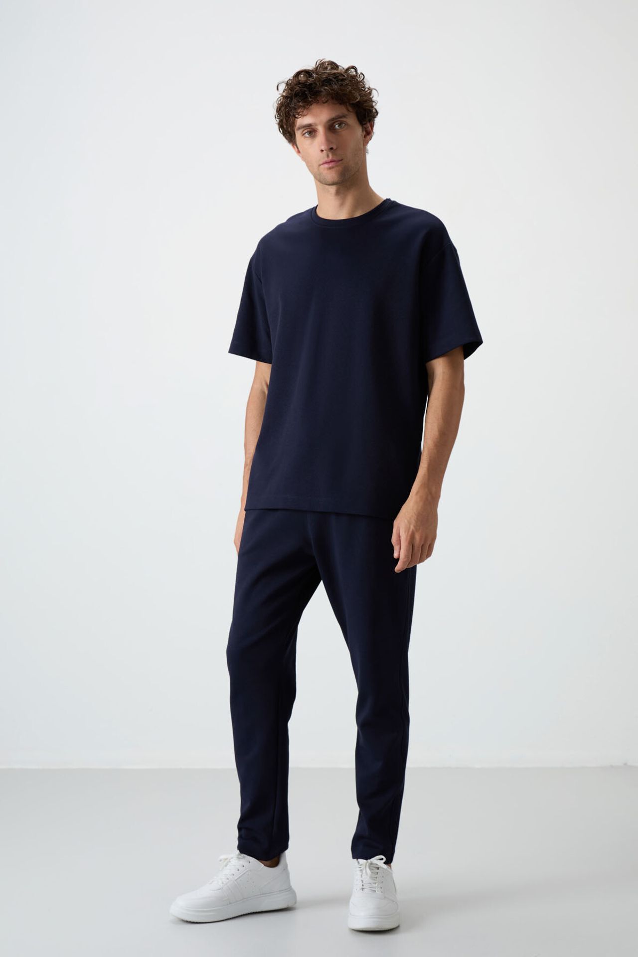 TOMMY Men's Oversized T-shirt And Pants Set 5