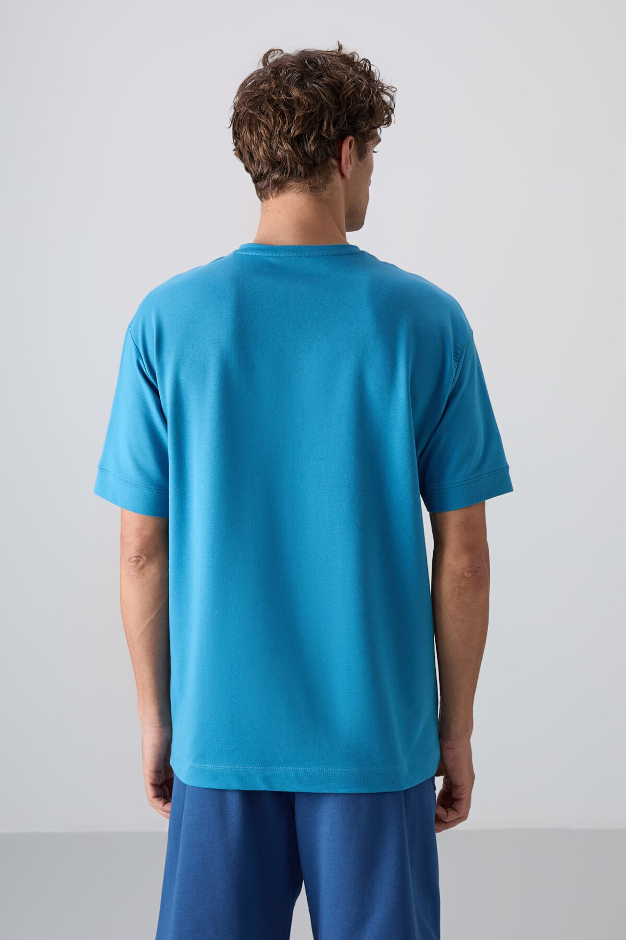 TOMMY Oversized Crew Neck T-shirt 6
