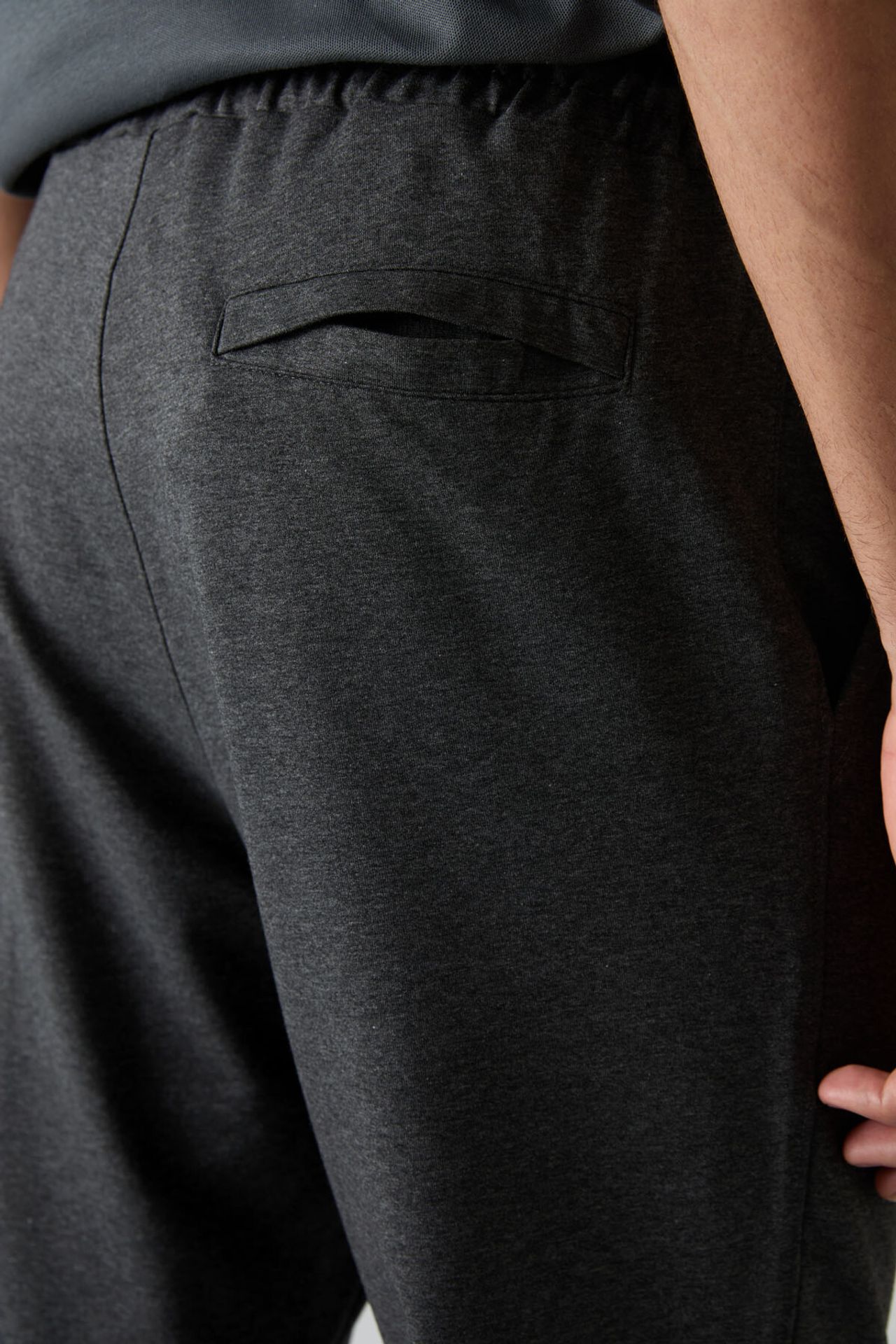 TOMMY Men's Fleece Jogger Sweatpants 5