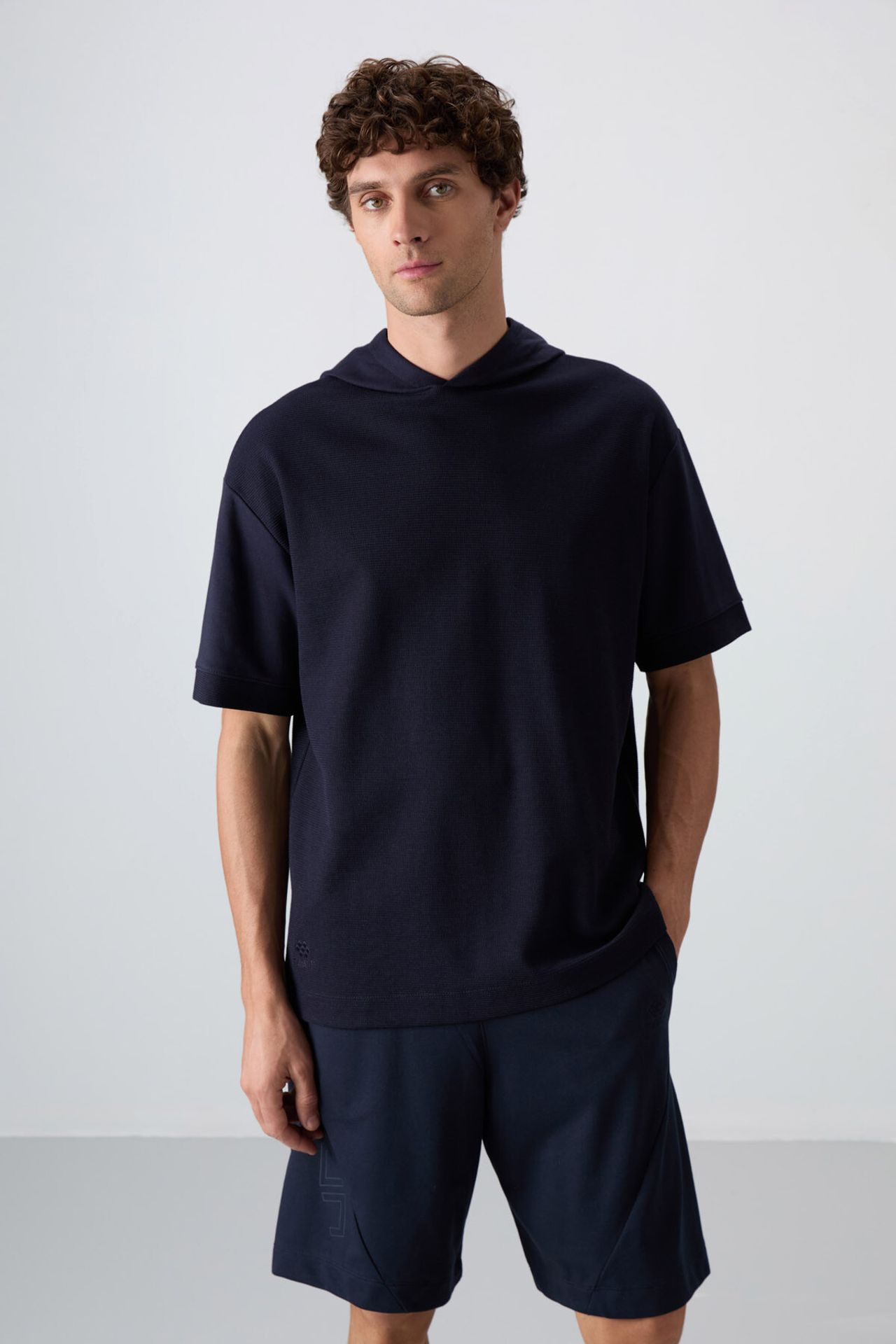 TOMMY Oversized Hooded Short-sleeve T-shirt 1
