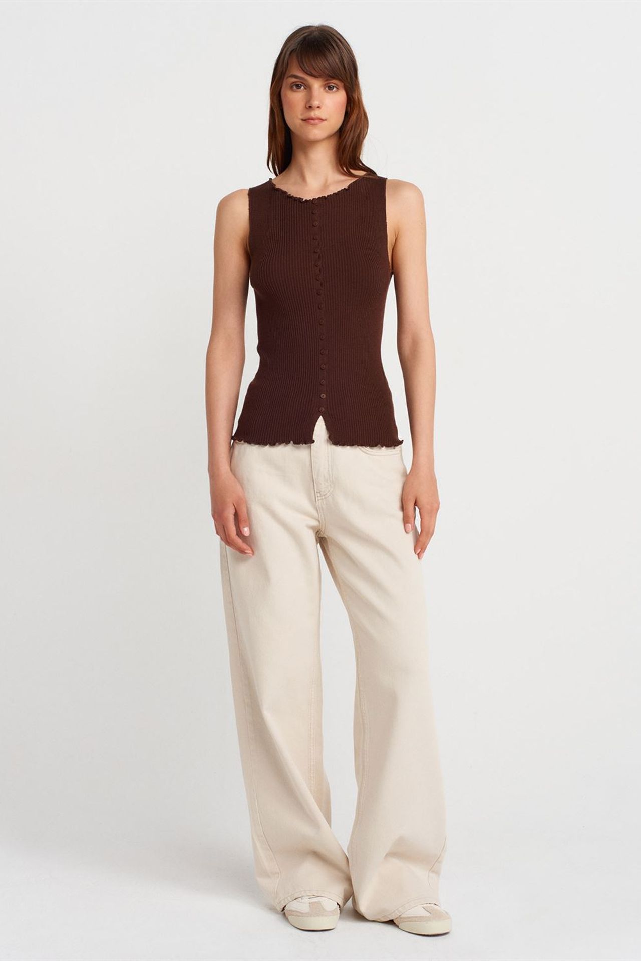 DILVIN Sleeveless Ribbed Button Cardigan 4