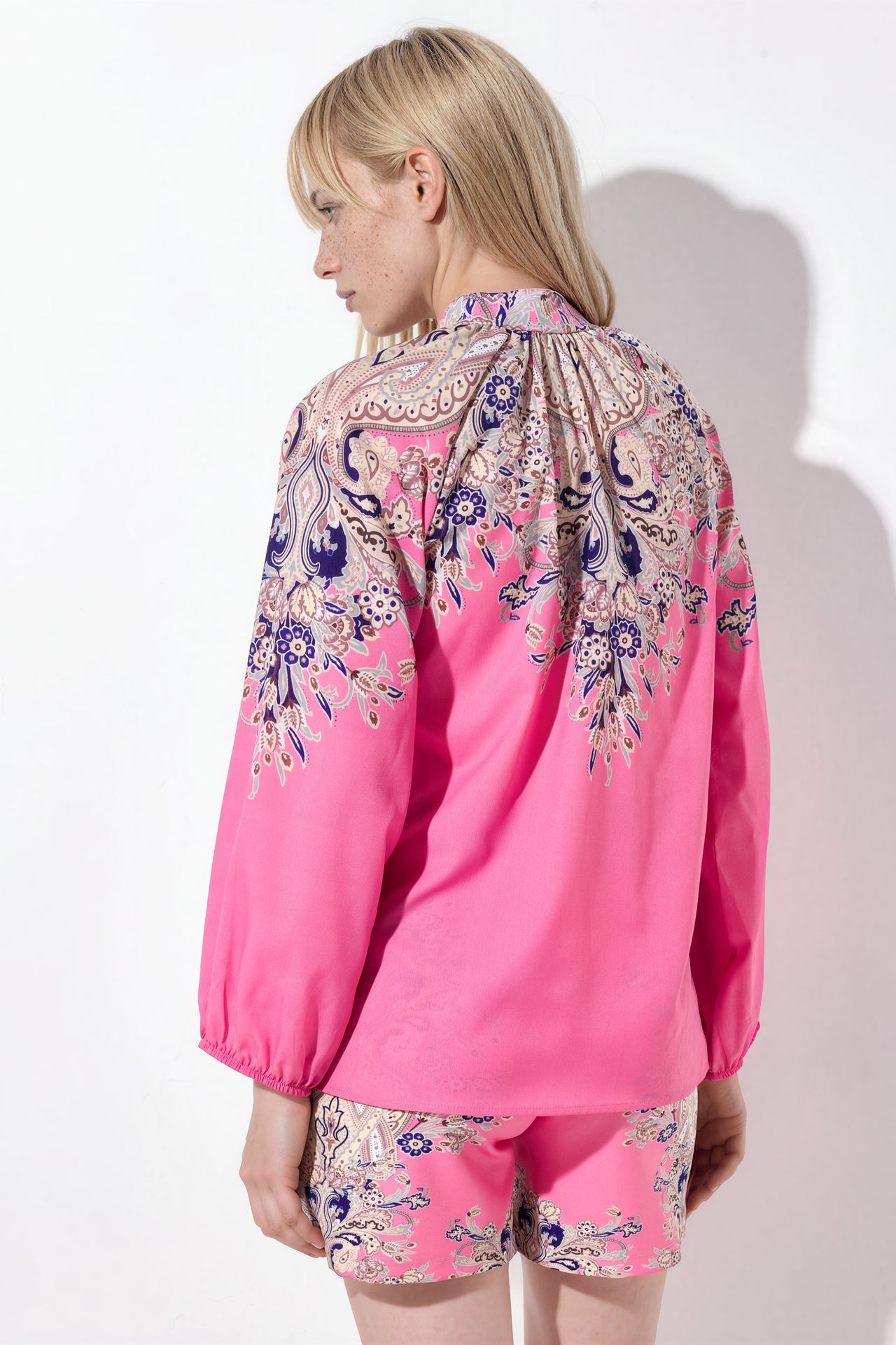 MSN Paisley Tie-front Blouse And Shorts Set 4