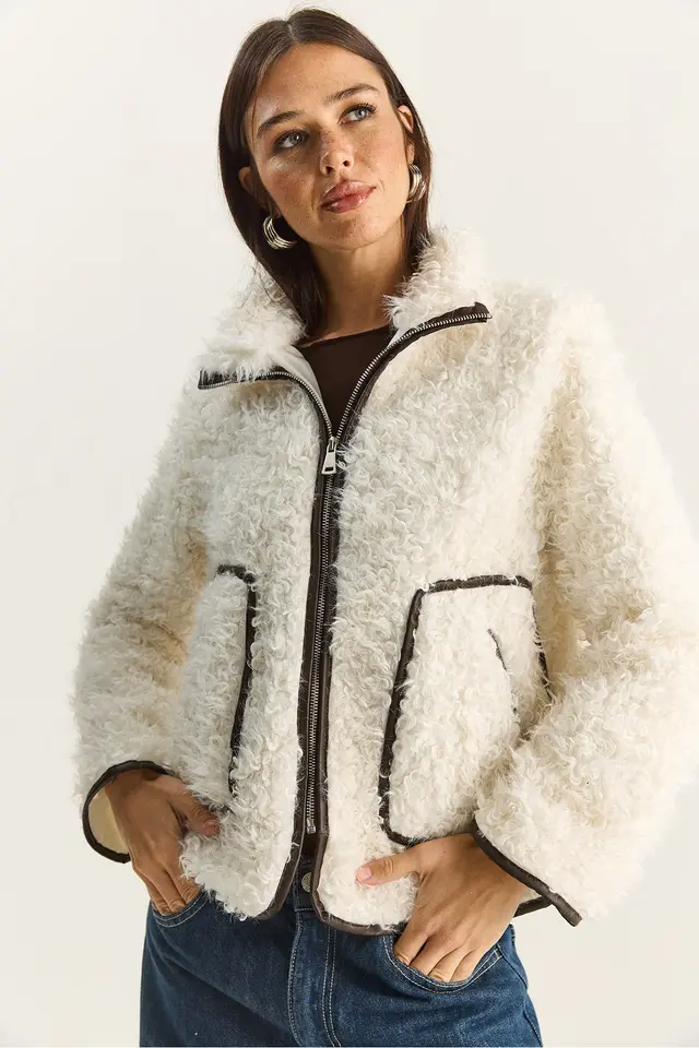 LUCCI Faux Leather Detailed Plush Jacket