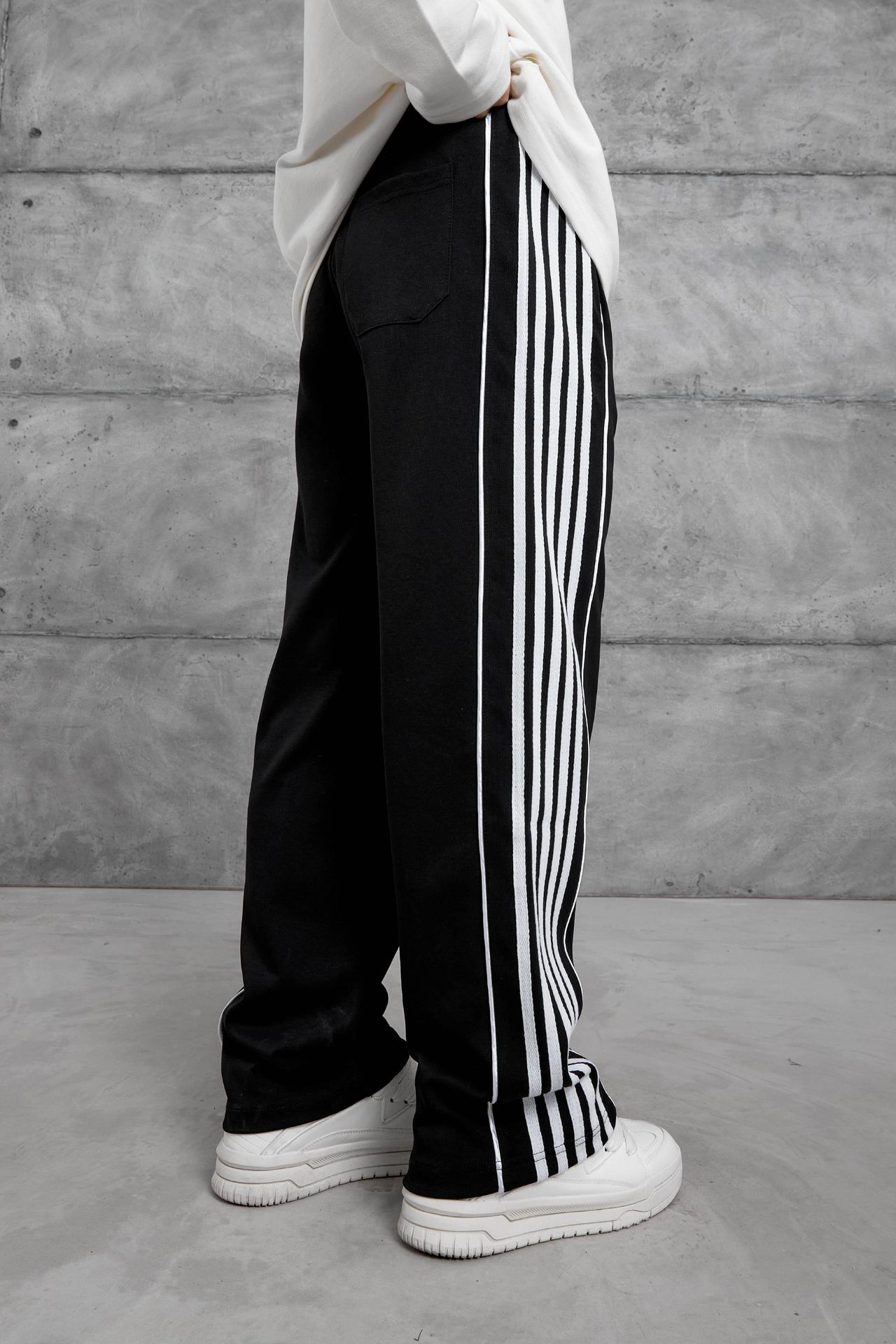 NOMARC Bol Çizgili Geniş Paçalı Jogger 4