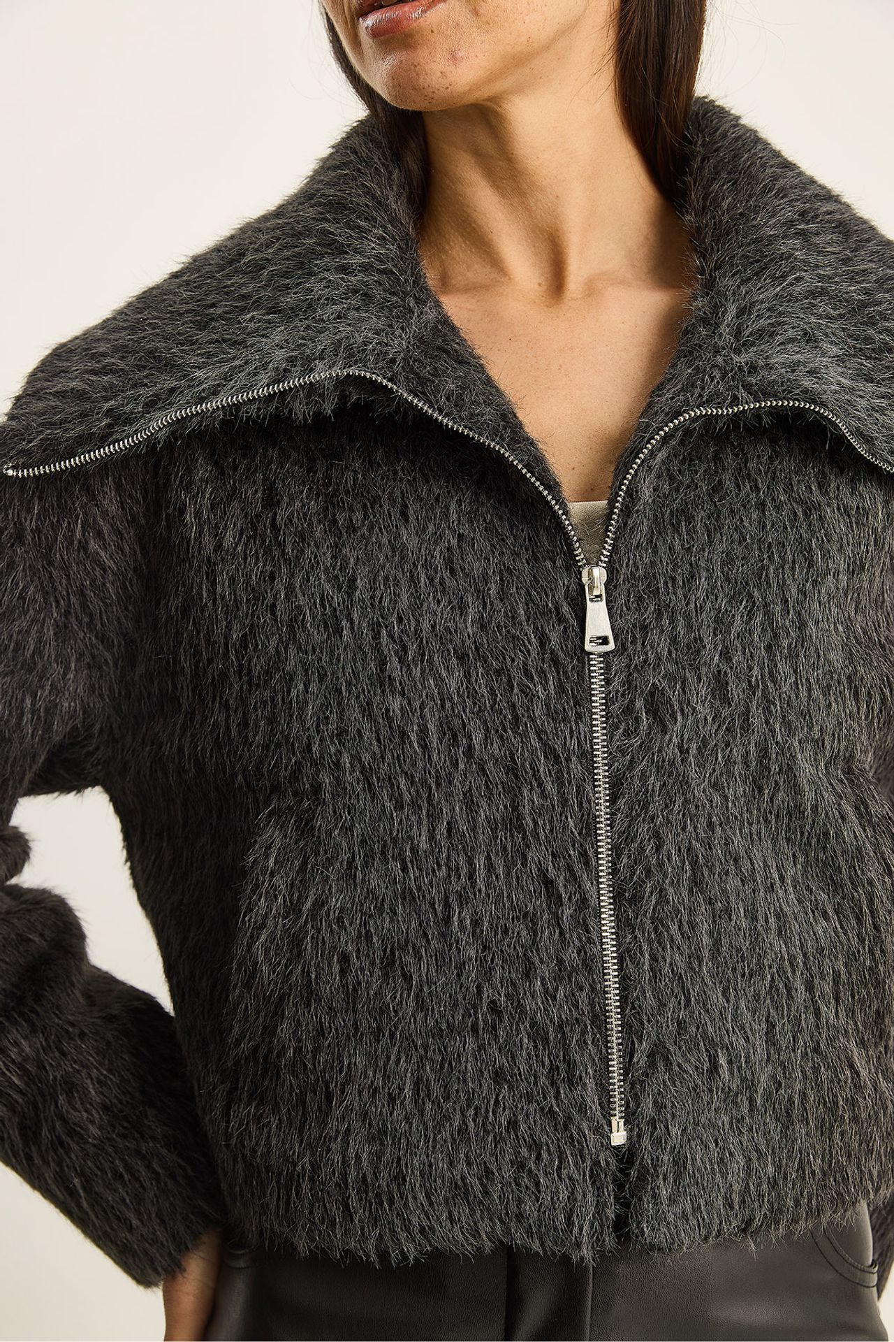 LUCCI Textured Plush Bomber with Zipper Closure 6