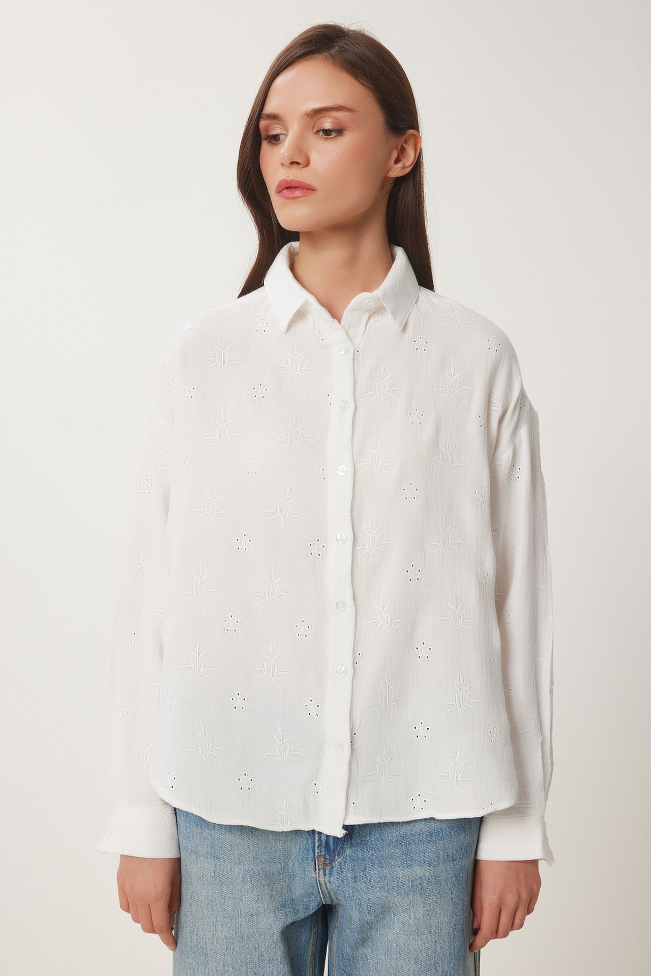ISTANBUL Textured Embroidered Long Sleeve Shirt with Button Closure 3