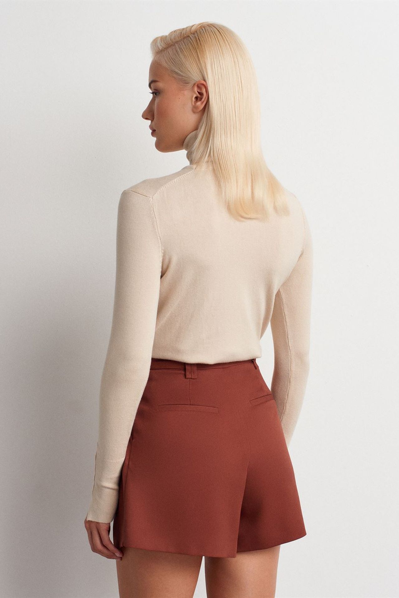 DILVIN High-Waist Belted Tailored Shorts 2