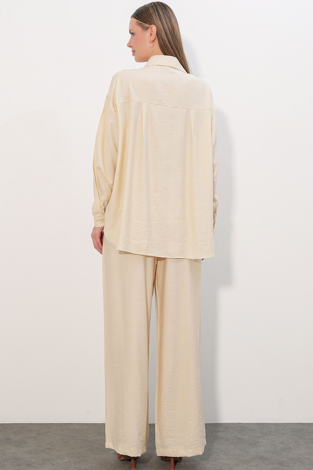BDART Textured Button-Up Long Sleeve Shirt 5